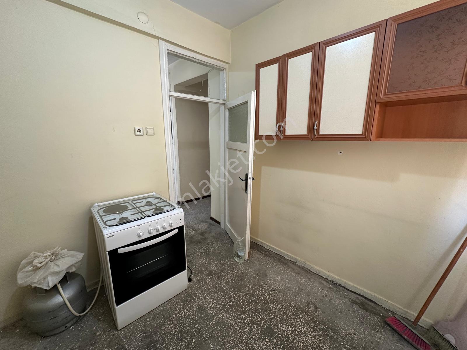 Akev Gayrimenkul'den Şair Nabi'de Park Cepheli Ara Kat 3+1 Daire - Görsel 9
