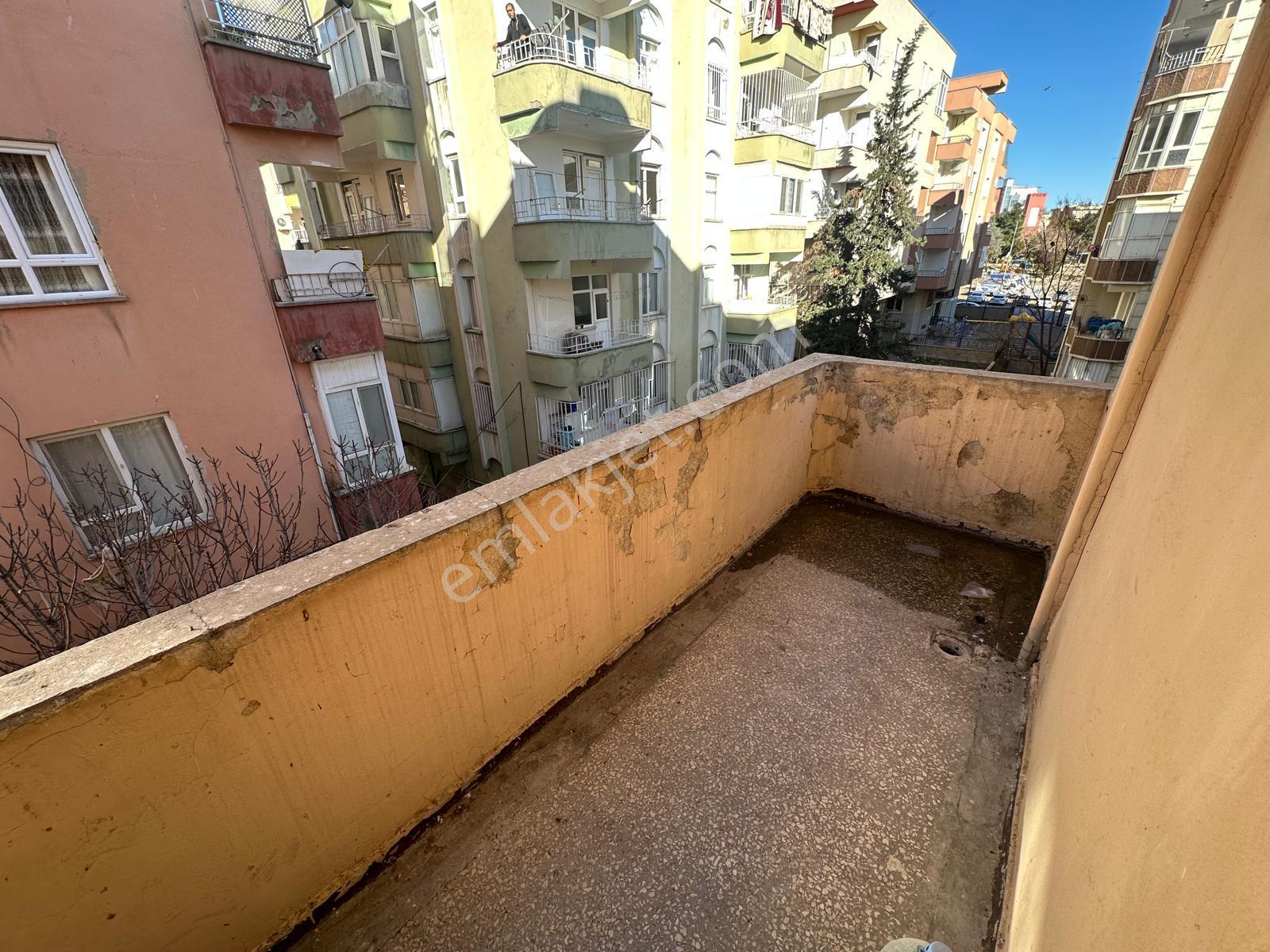 Akev Gayrimenkul'den Şair Nabi'de Park Cepheli Ara Kat 3+1 Daire - Görsel 26
