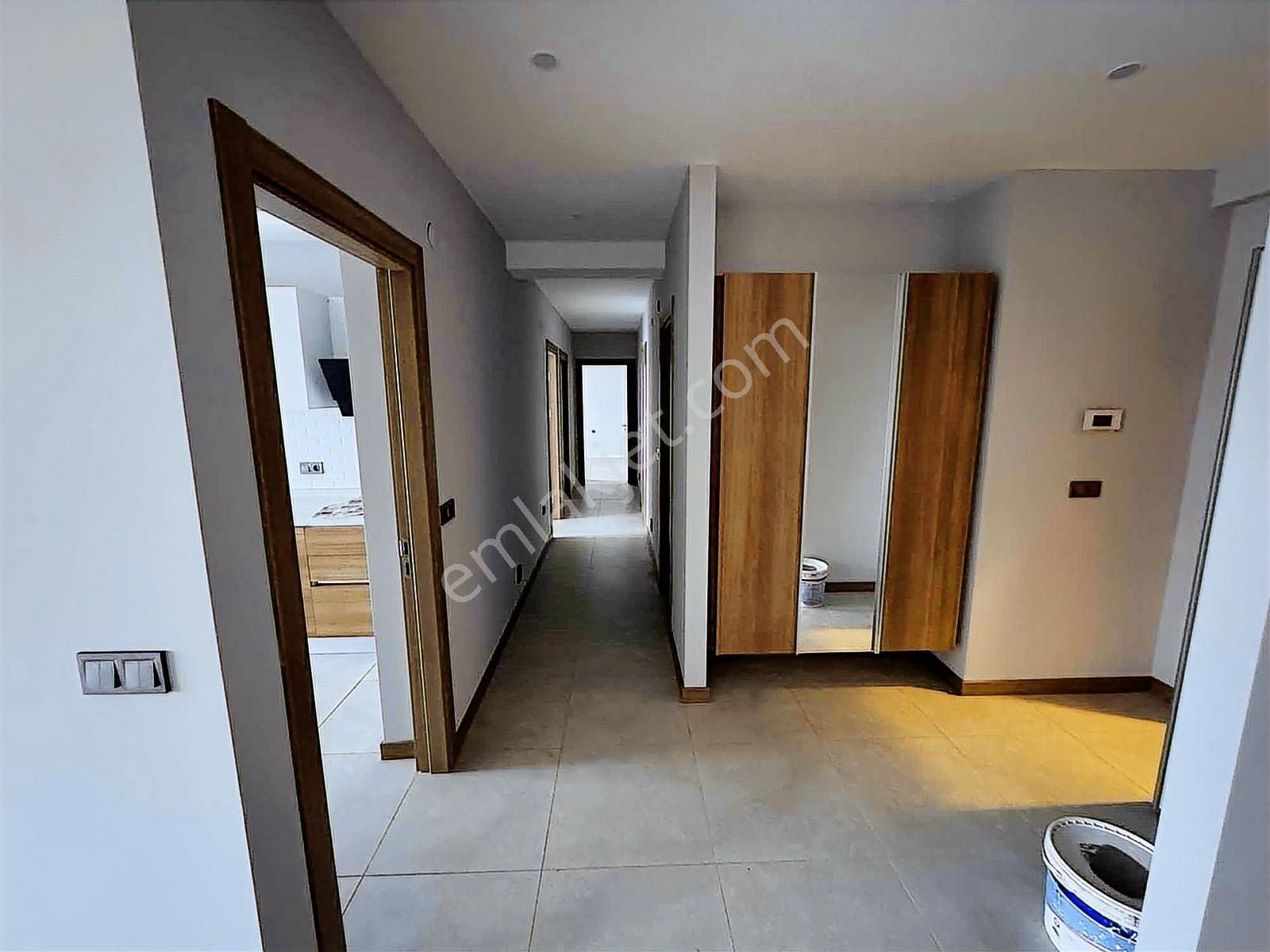 Torbalı Da Havuzlu Güvenlikli Sitede Satılık 3+1 Daire - Görsel 11