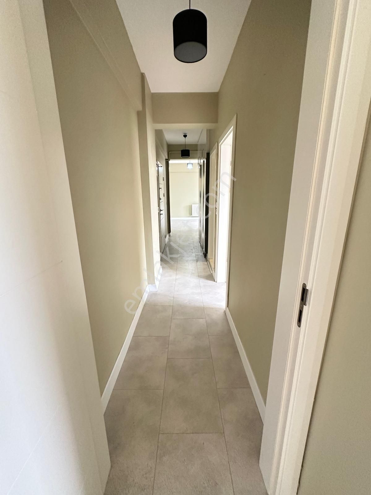 Muradiye Mahallesi Karali Bölgesi 🏡site İçi ✅2+1 88m2 3 Katlının 3 Katı ❇️fuul Özelikli - Görsel 22