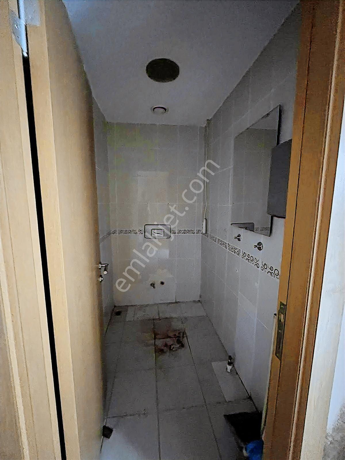 Pendik Çarşıda Kiralık İş Yeri - Görsel 9