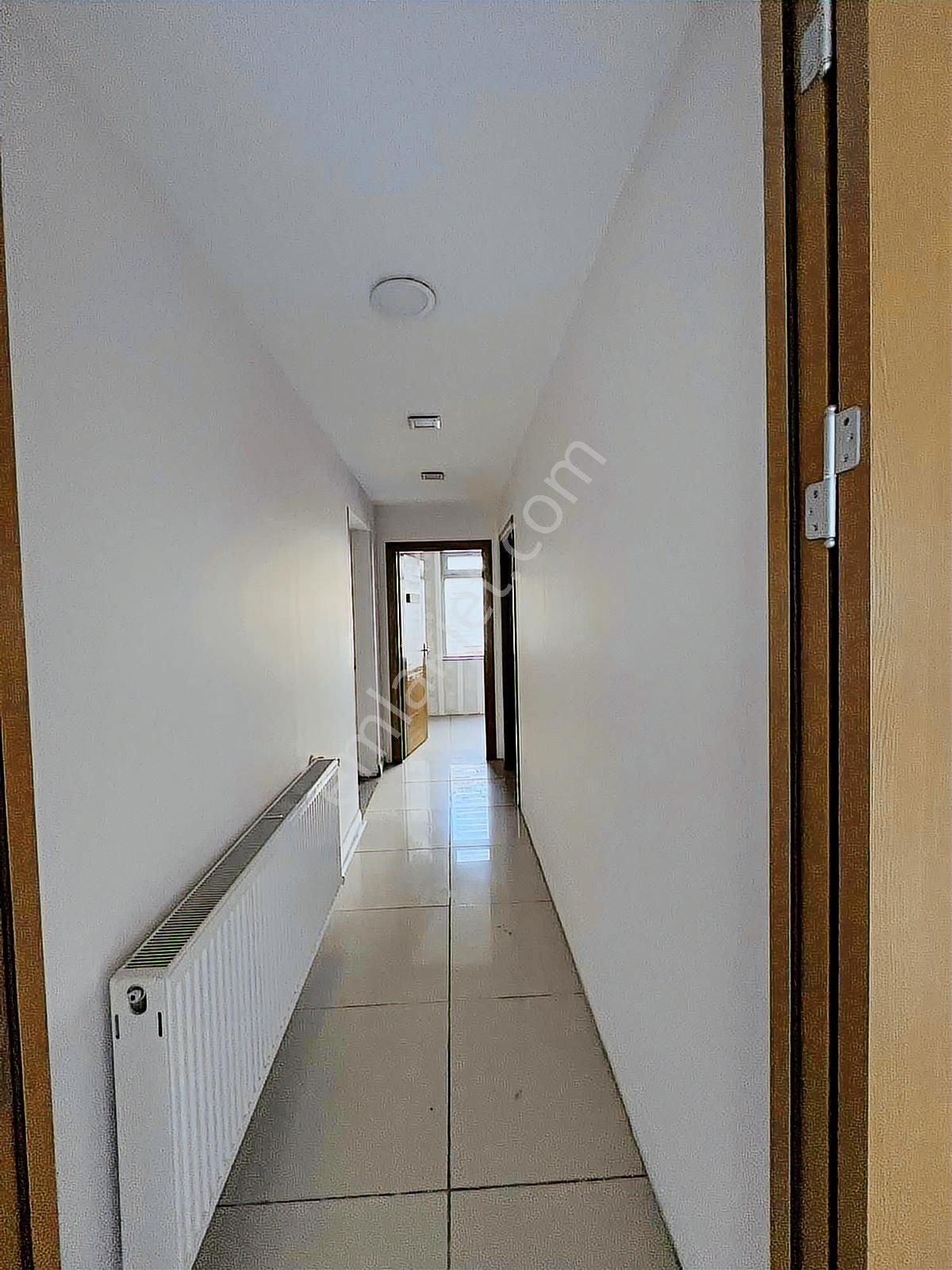 Pendik Çarşıda Kiralık İş Yeri - Görsel 12