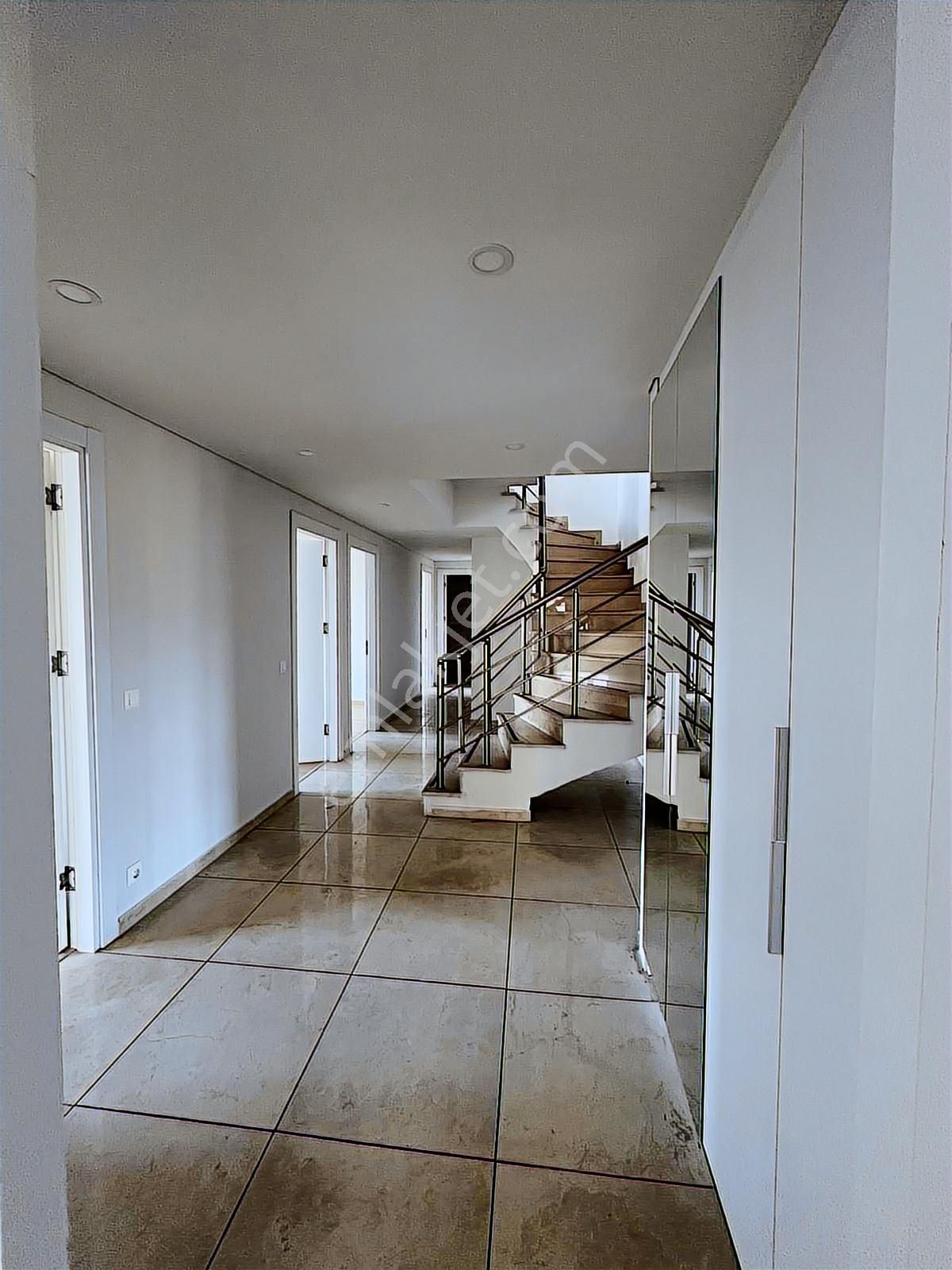 Pendik Modoğlu Park Sitesinde 5+2 Satılık Dublex Daire - Görsel 4