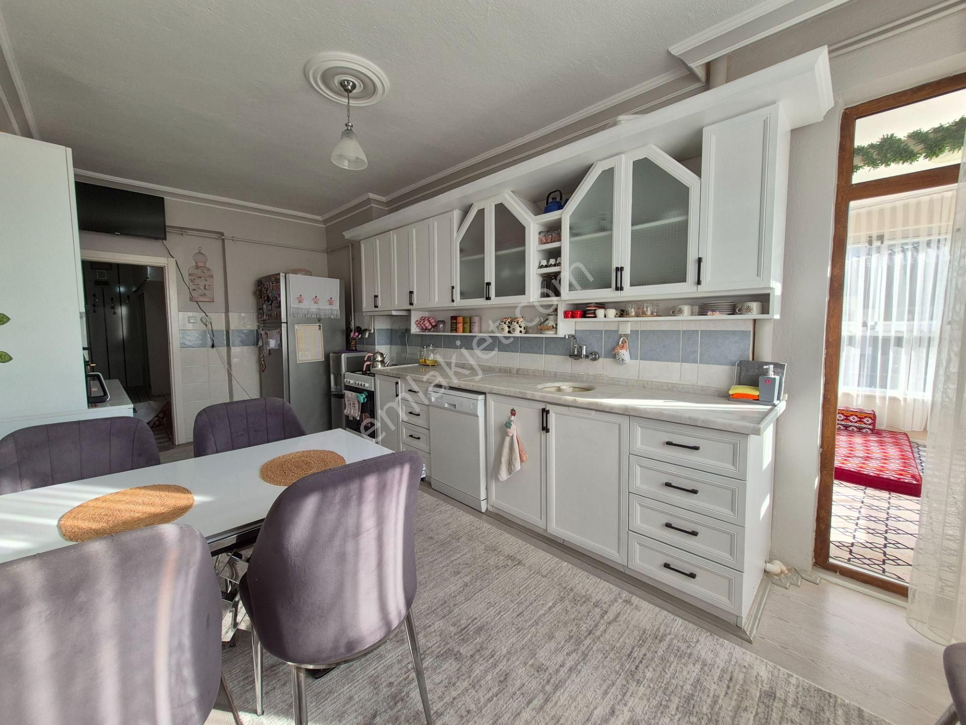 S. Eyyübi Mahallesi'nde Yelda Ark Cepheli 3+1 Dublek 170m2 Masrafsız Fırsar Daire - Görsel 12