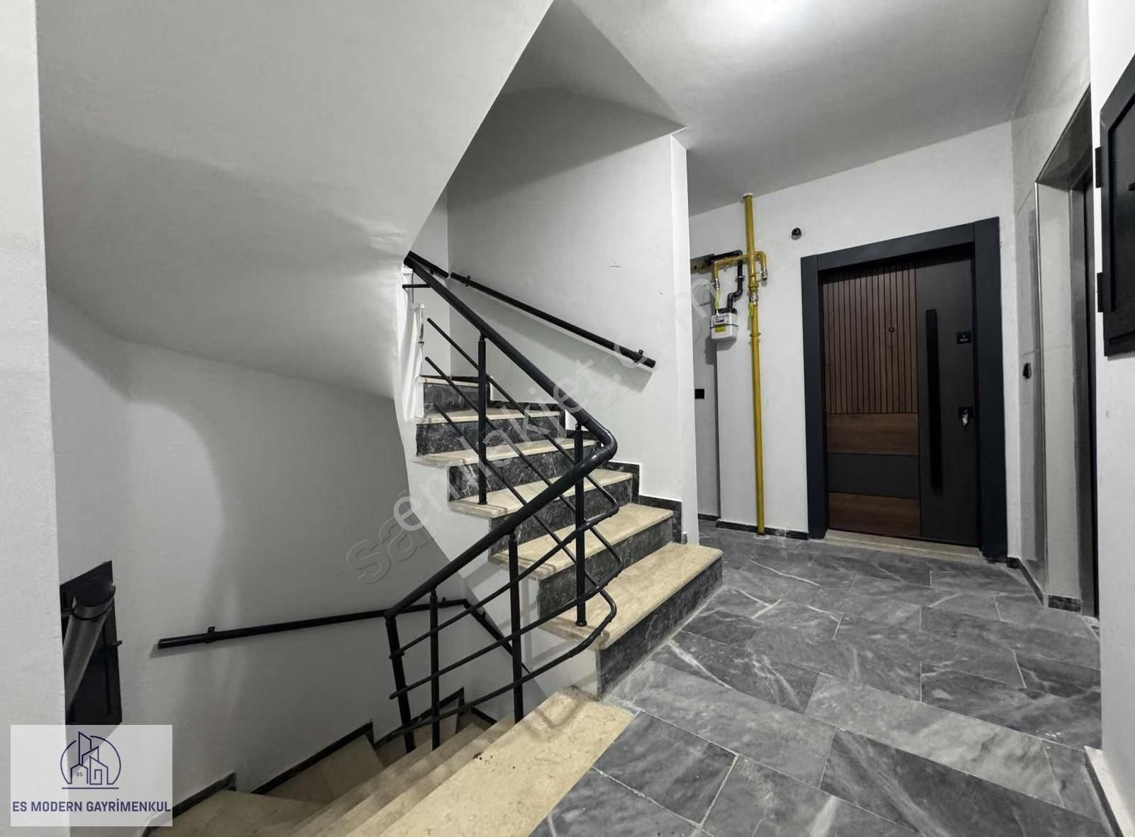 Sütlüce Uluzafer Cd. Üzeri, Sıfır 1+1 Kiralık Daire - Görsel 4