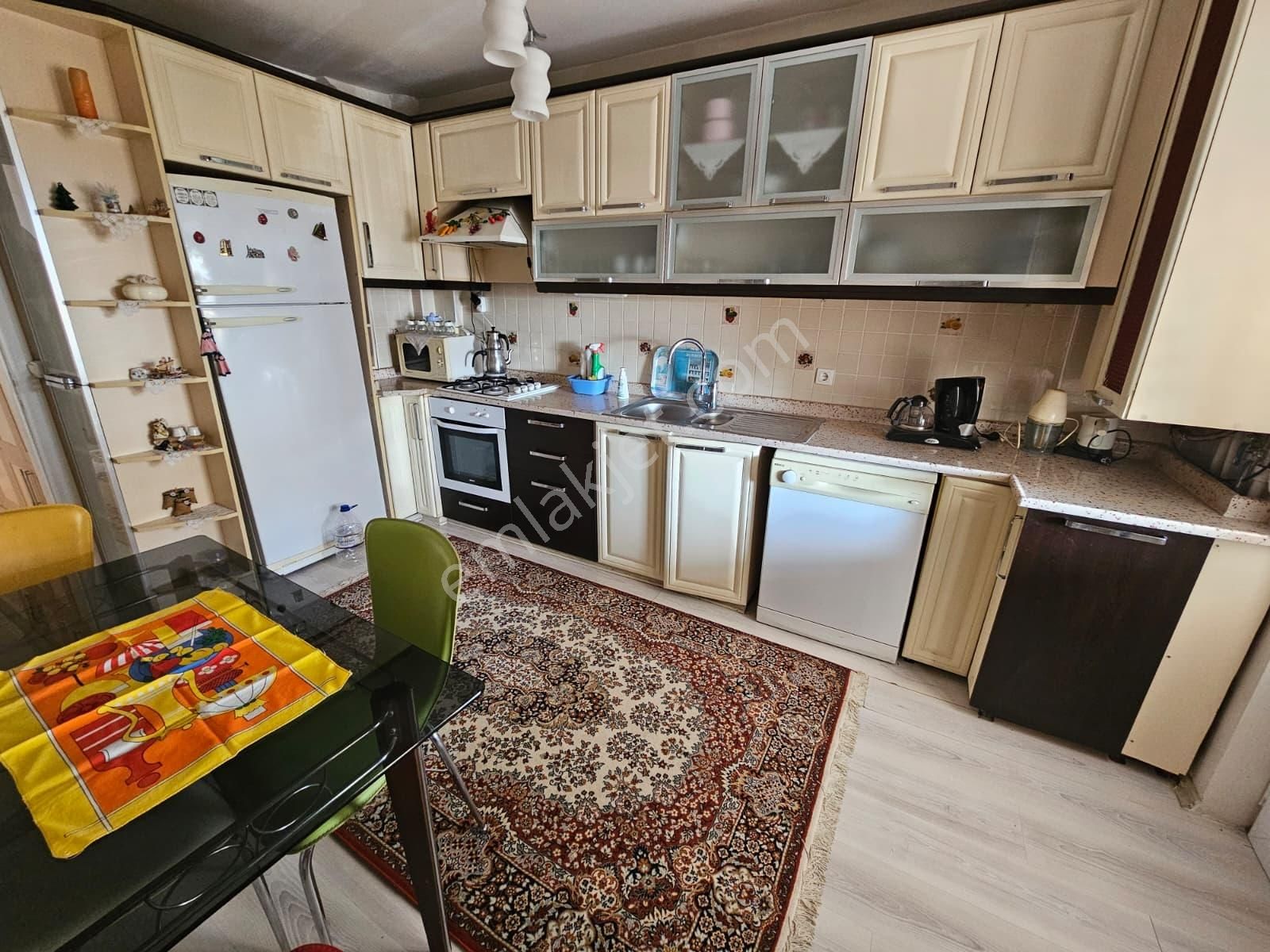 Göksu Mah. Utkan1 Sitesinde Full Eşyalı 3+1 Kiralık Daire - Görsel 13