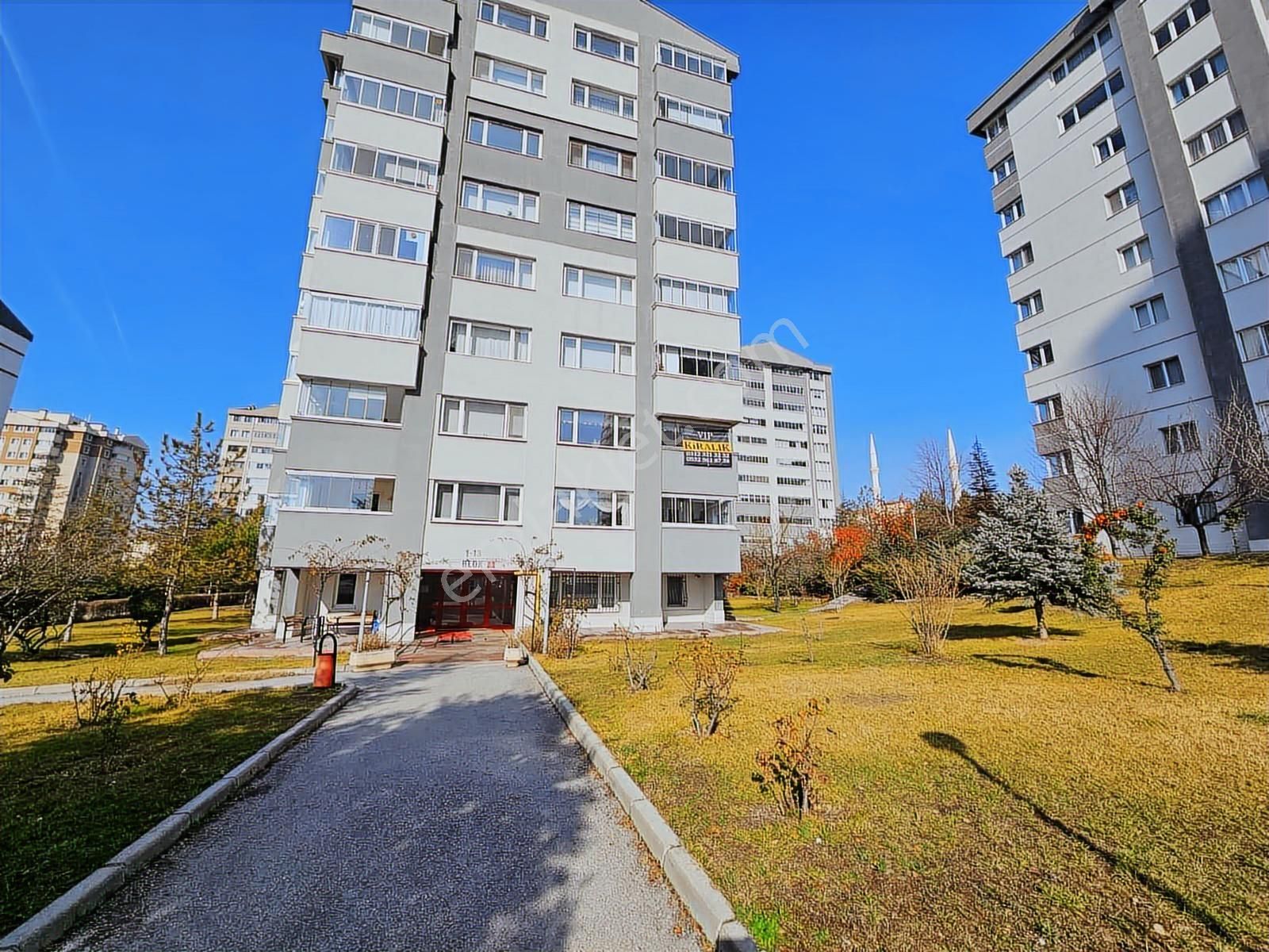 Göksu Mah. Utkan1 Sitesinde Full Eşyalı 3+1 Kiralık Daire