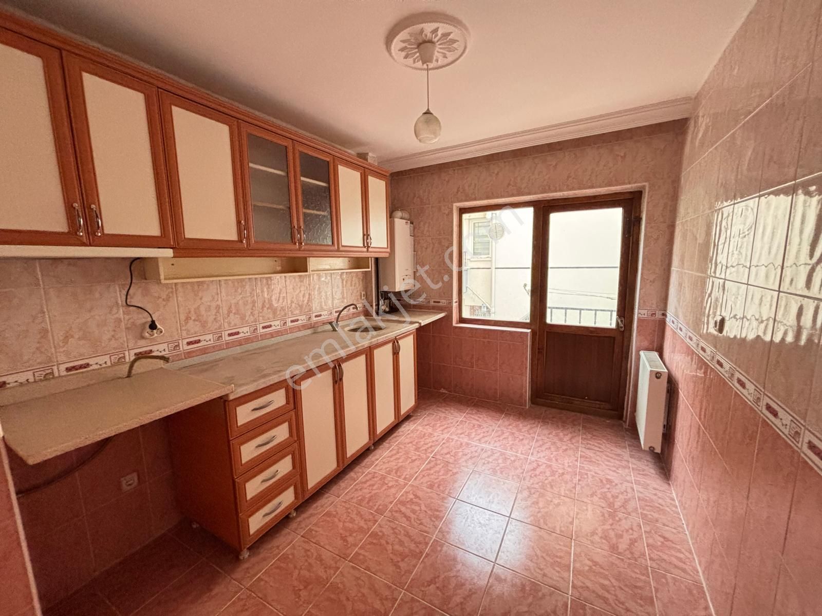 Ş.hakan Bayrak Parkı Yknı Arakat 3+1 Yüksek Giriş Kiralık Daire** - Görsel 3