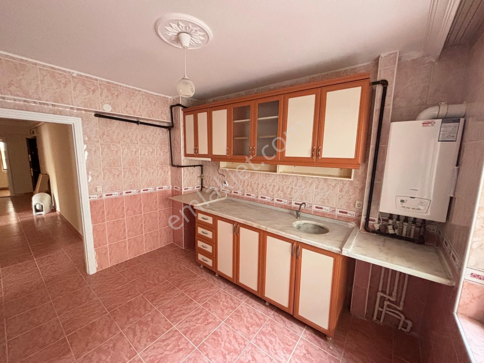 Ş.hakan Bayrak Parkı Yknı Arakat 3+1 Yüksek Giriş Kiralık Daire** - Görsel 2