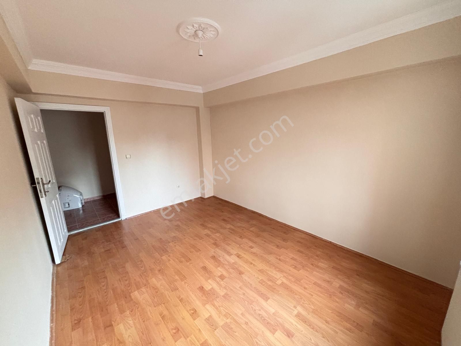 Ş.hakan Bayrak Parkı Yknı Arakat 3+1 Yüksek Giriş Kiralık Daire** - Görsel 13