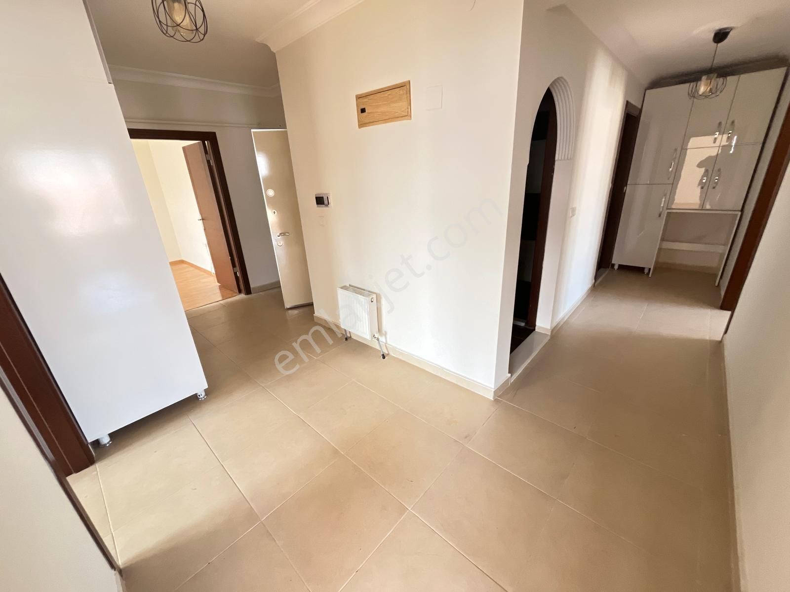 Şentepe Teleferik Yakını Sitede Ebebeyin Banyolu Masrafsız Satılık Daire** - Görsel 30