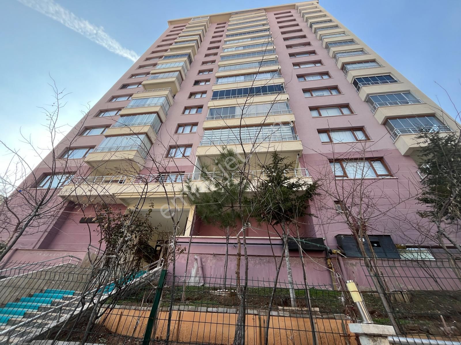 Şentepe Teleferik Yakını Sitede Ebebeyin Banyolu Masrafsız Satılık Daire** - Görsel 34