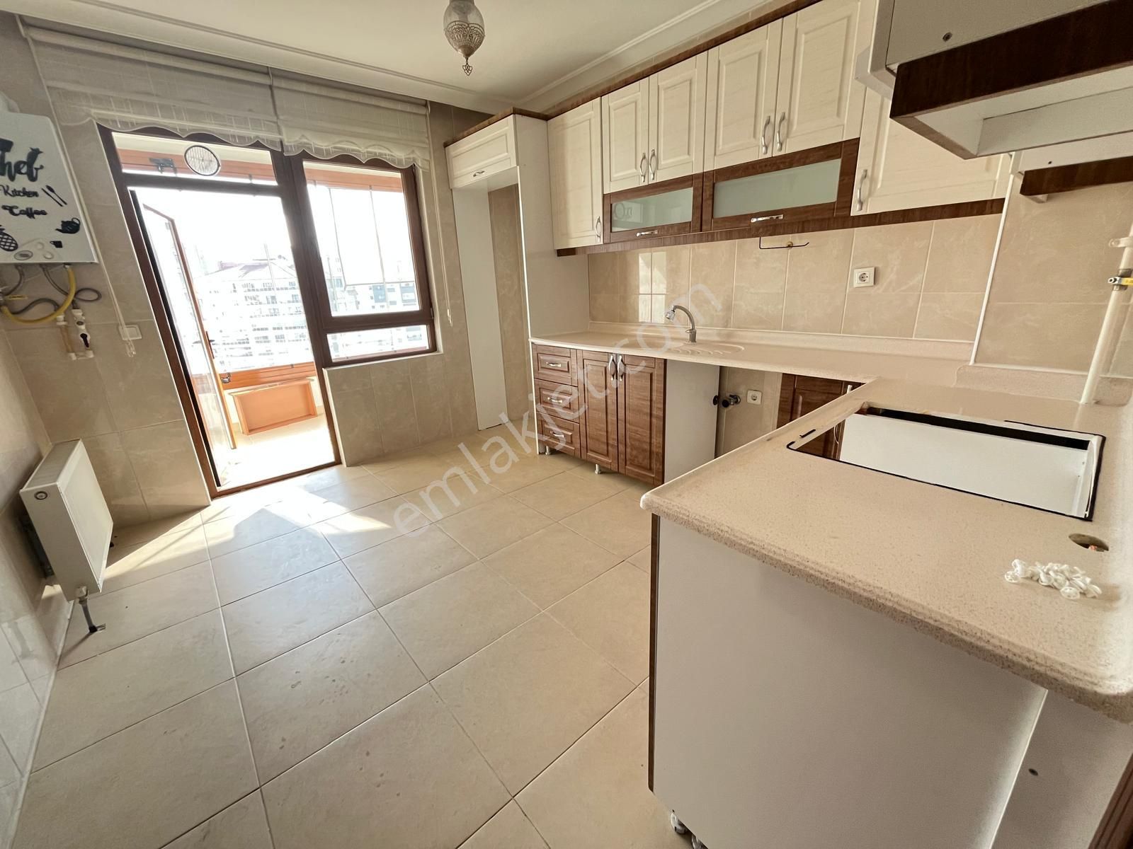 Şentepe Teleferik Yakını Sitede Ebebeyin Banyolu Masrafsız Satılık Daire** - Görsel 5