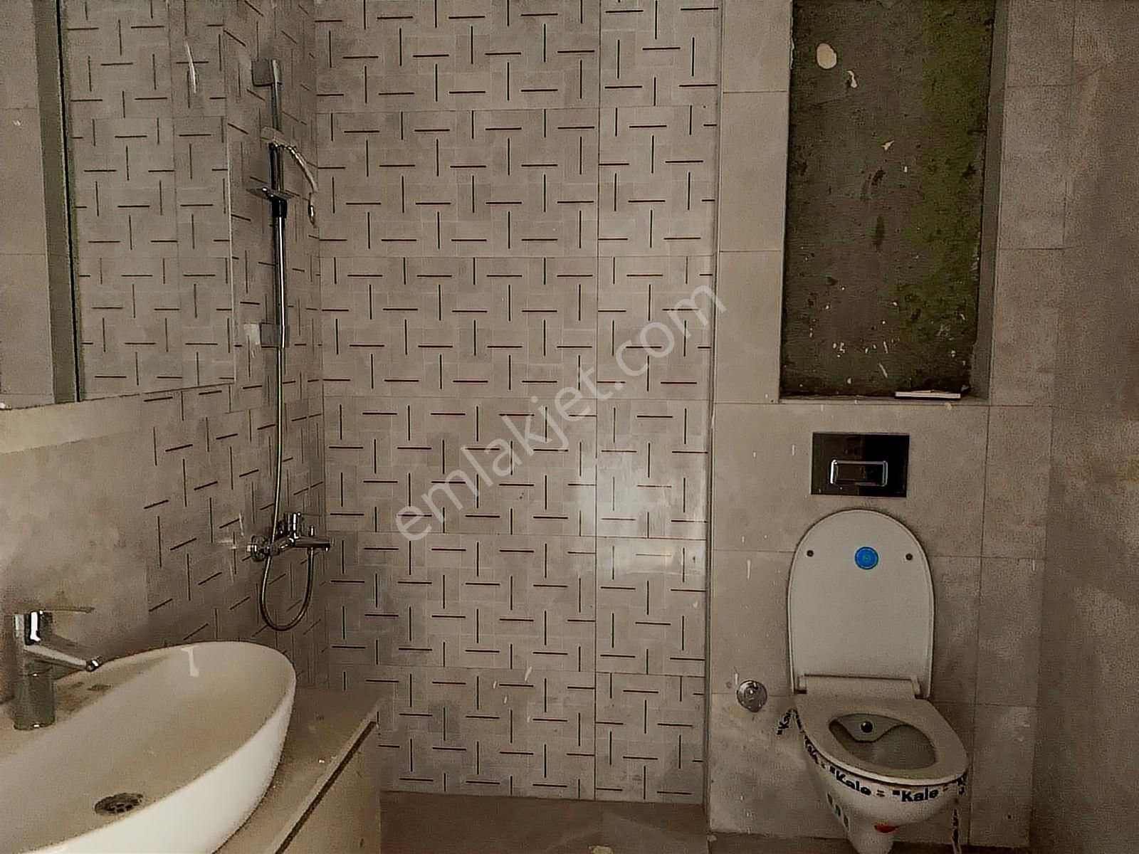 İstasyon Mah. Darapark Sitesi Bahçe Kullanımı Kiralık 3+1 Daire - Görsel 3