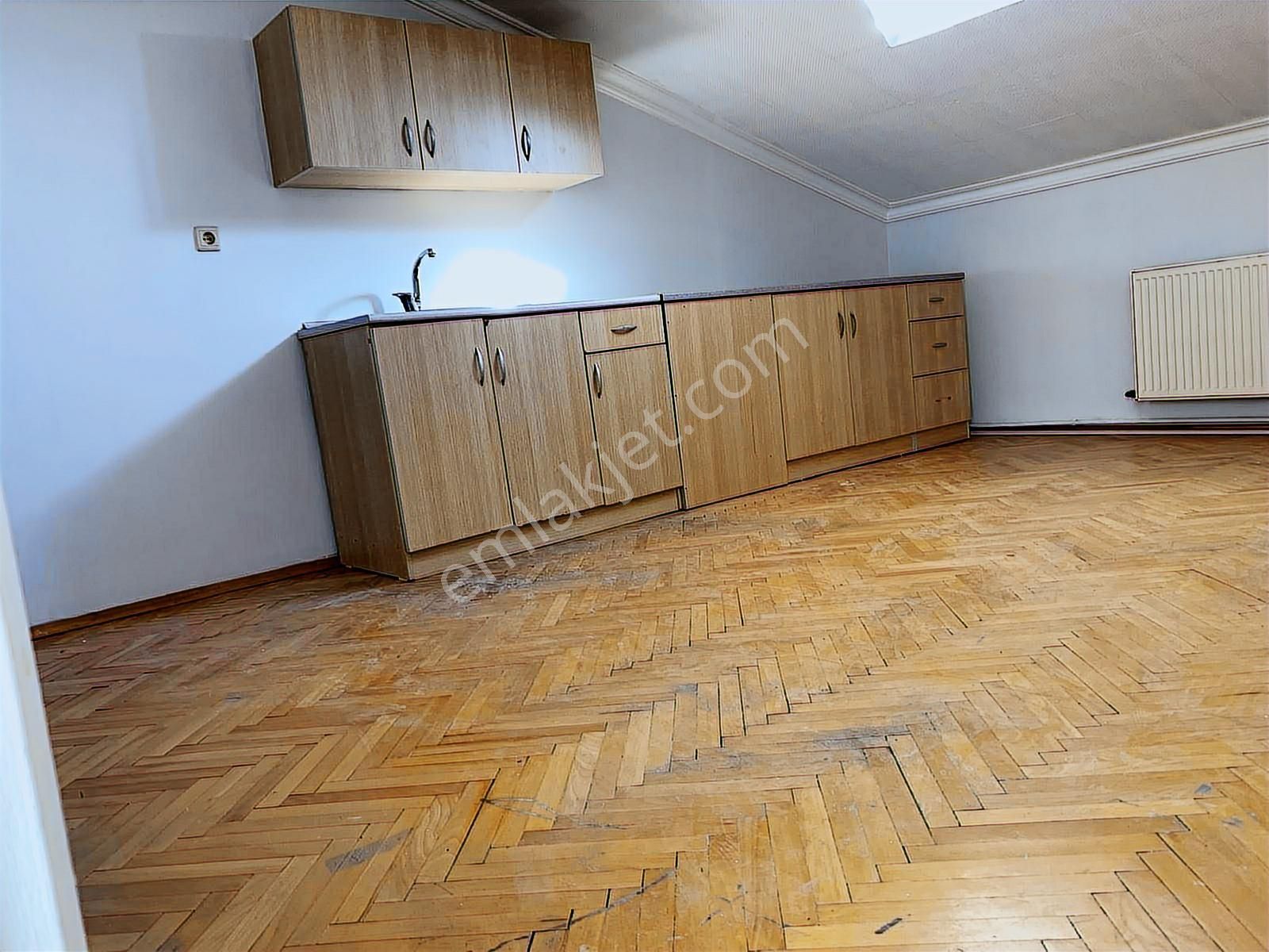 Pendikte Deniz Manzaralı Kiralık 6+2, Net 300 M² Dubleks Daire - Görsel 14