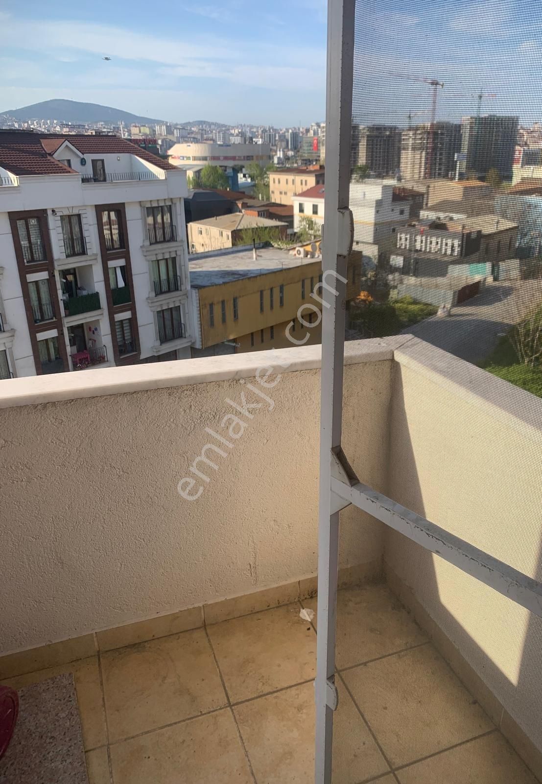 Alt Güzelyalıda Neomarine Komşu Kiralık 3+1 Daire - Görsel 14