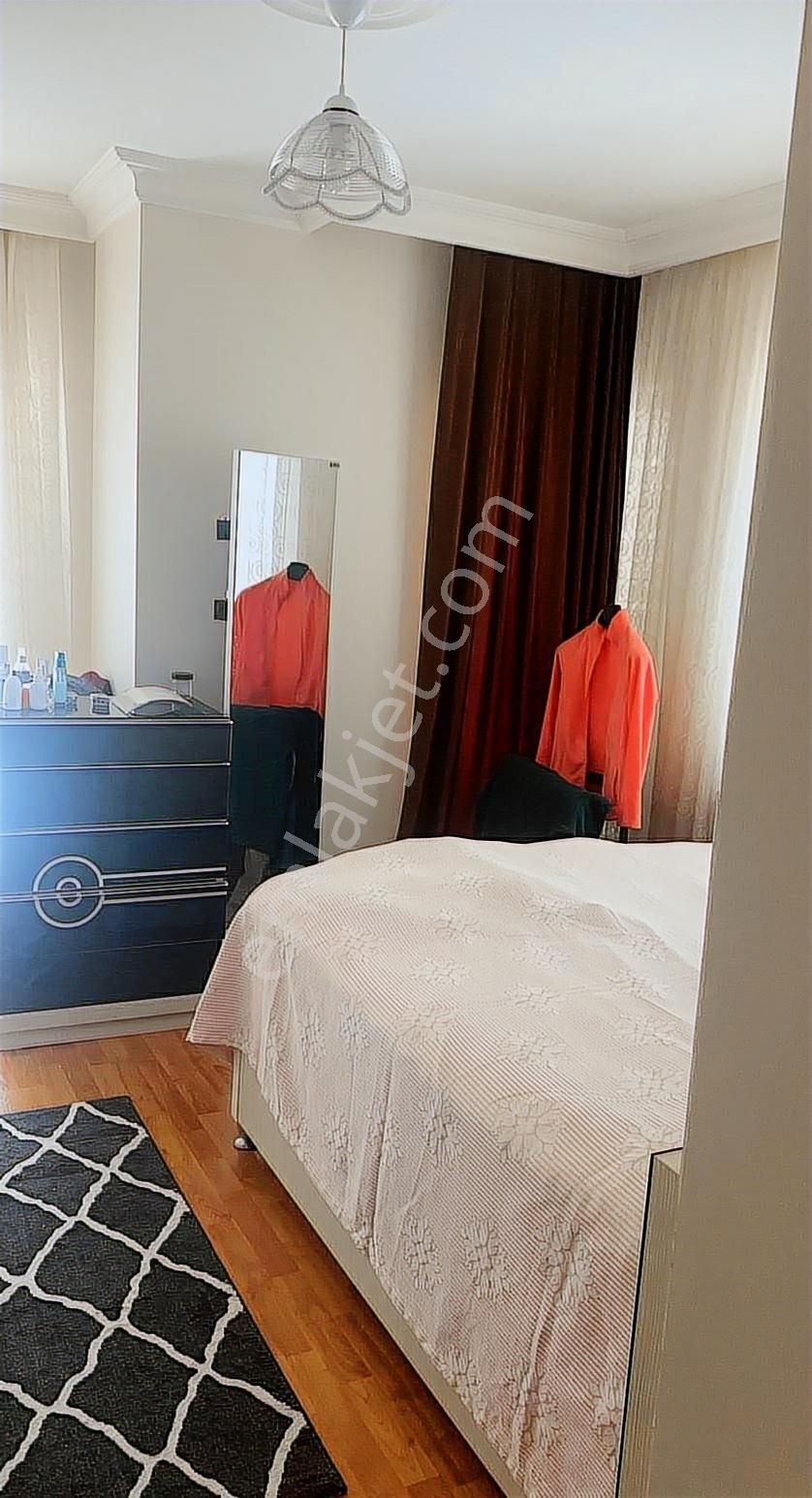 Alt Güzelyalıda Neomarine Komşu Kiralık 3+1 Daire - Görsel 15