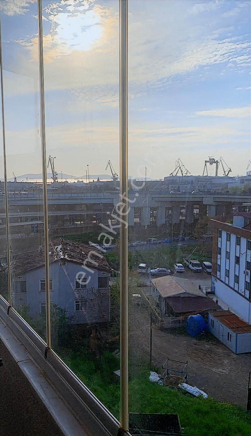 Alt Güzelyalıda Neomarine Komşu Kiralık 3+1 Daire - Görsel 11