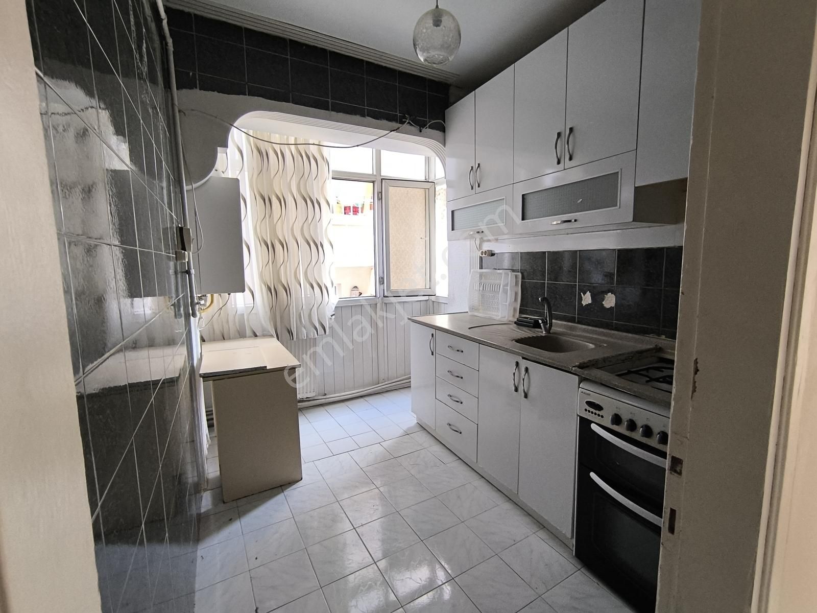 Bahçelievler Çobançeşmede Merkezi Konumda Kiralık 2+1 Daire - Görsel 28