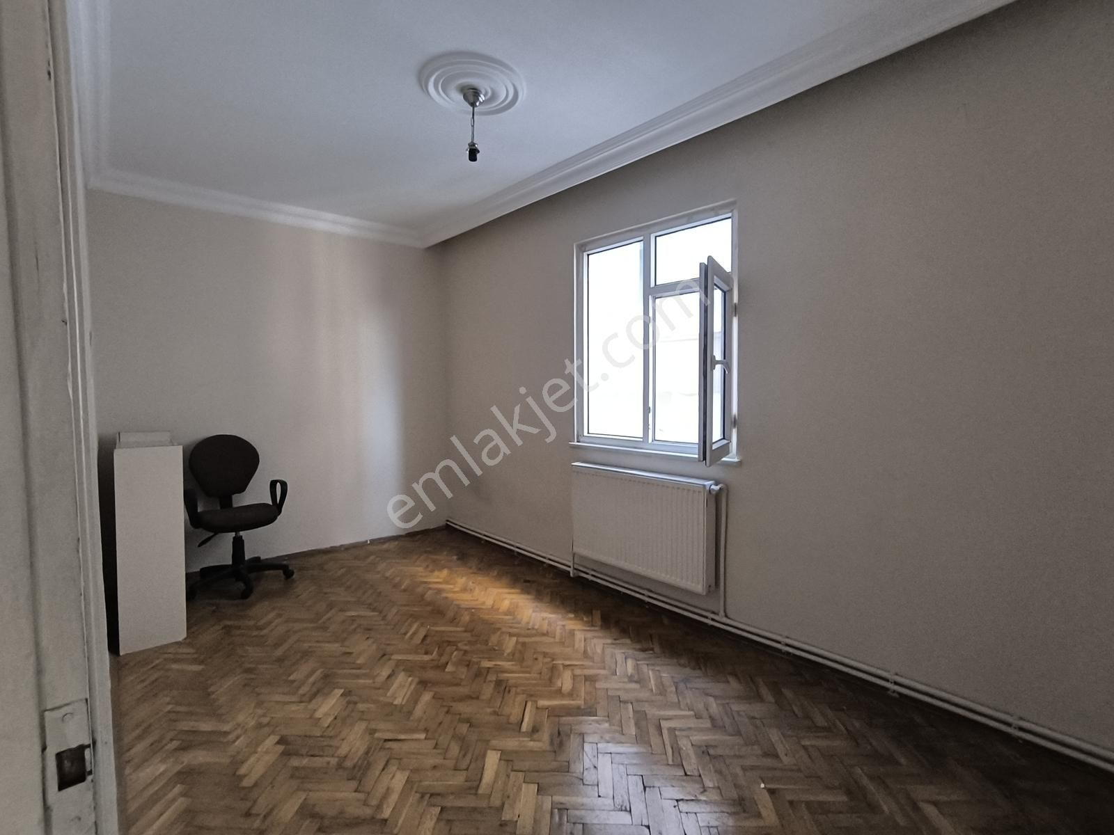 Bahçelievler Çobançeşmede Merkezi Konumda Kiralık 2+1 Daire - Görsel 4