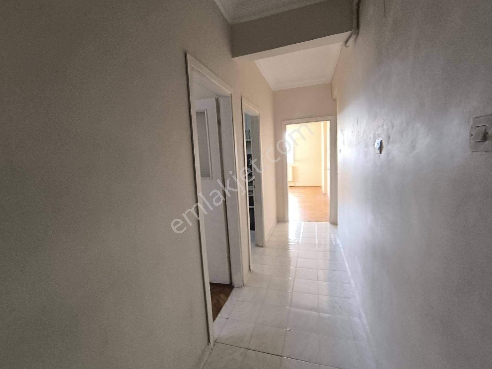 Bahçelievler Çobançeşmede Merkezi Konumda Kiralık 2+1 Daire - Görsel 11