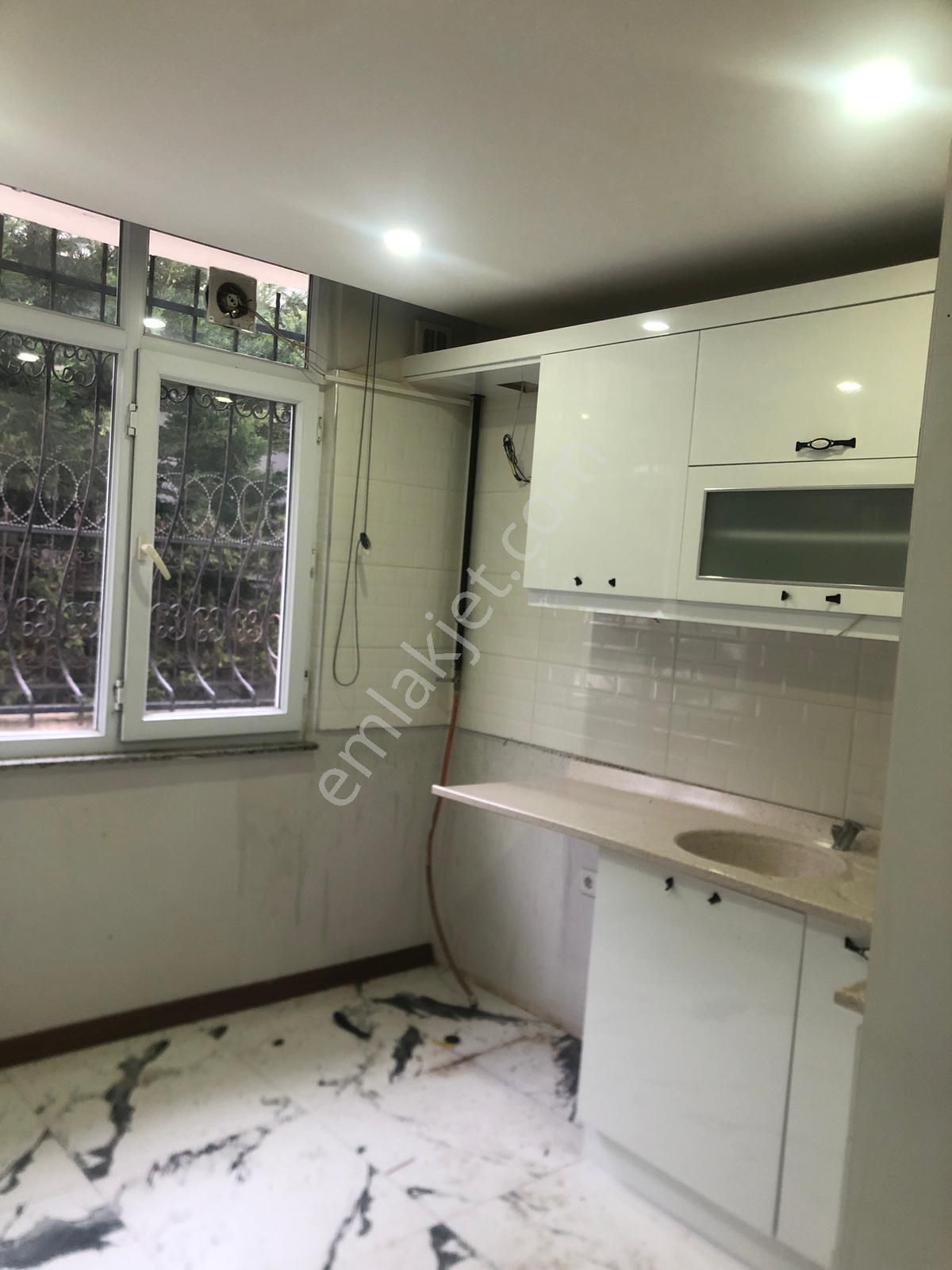 Büyükçekmece Fatih Mah Lüx Merkezi Geniş Bahçekatı 3+1 Satılık Daire - Görsel 4