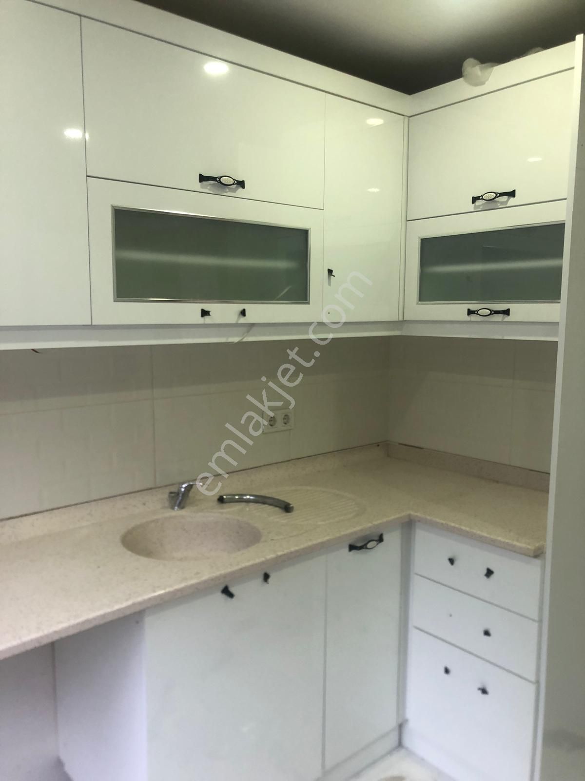 Büyükçekmece Fatih Mah Lüx Merkezi Geniş Bahçekatı 3+1 Satılık Daire - Görsel 8