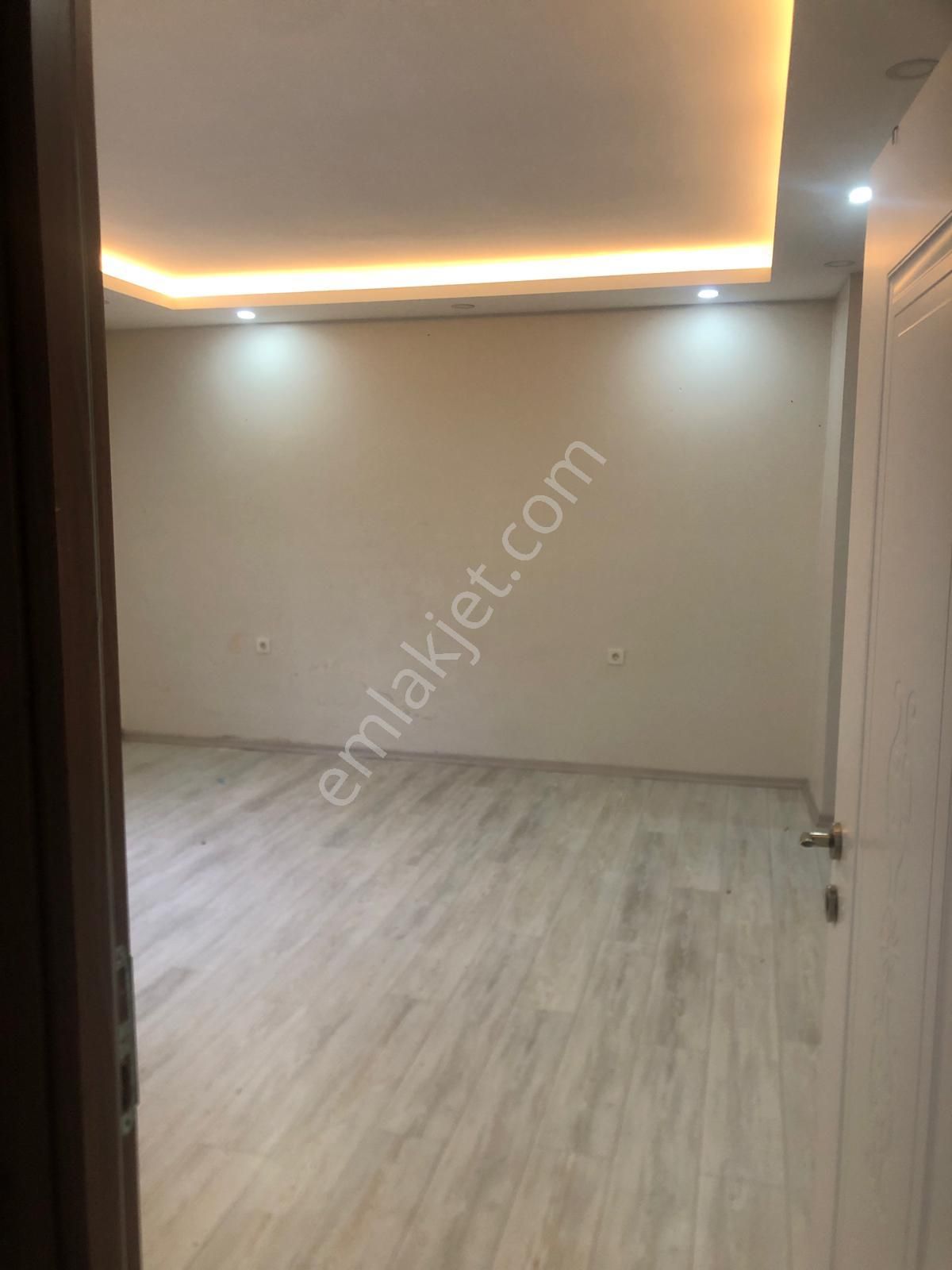 Büyükçekmece Fatih Mah Lüx Merkezi Geniş Bahçekatı 3+1 Satılık Daire - Görsel 15