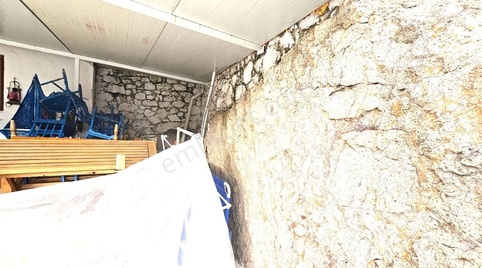 🏡 Aktiften Dutluca'da Geniç Bahçeli Tam Müstakil 3+1 Satılık Ev - Görsel 15