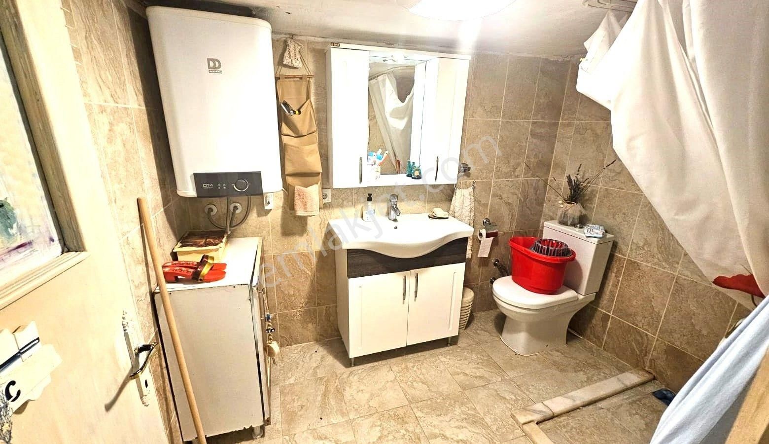 🏡 Aktiften Dutluca'da Geniç Bahçeli Tam Müstakil 3+1 Satılık Ev - Görsel 16