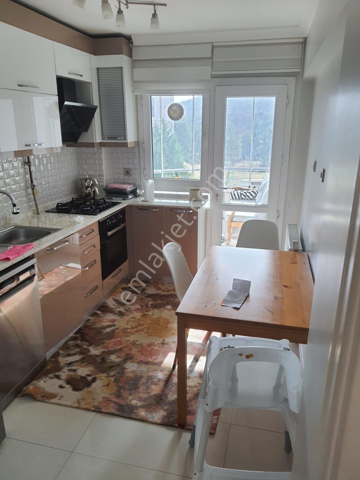 Gaziemir Optimum Yakınında Kerimoğlu Sitesinde Kent Koleji Arkasında 3+1 İçi Yapılı Satılık Daire - Görsel 2