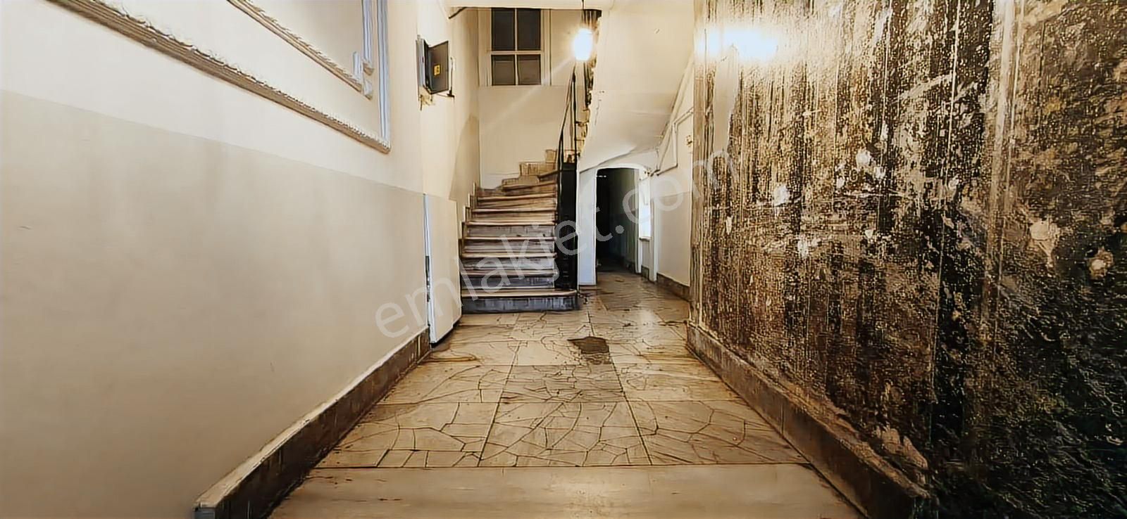 Myd Galata Dan Boğaz Manzaralı 3+1 Kiralık Daire - Görsel 19