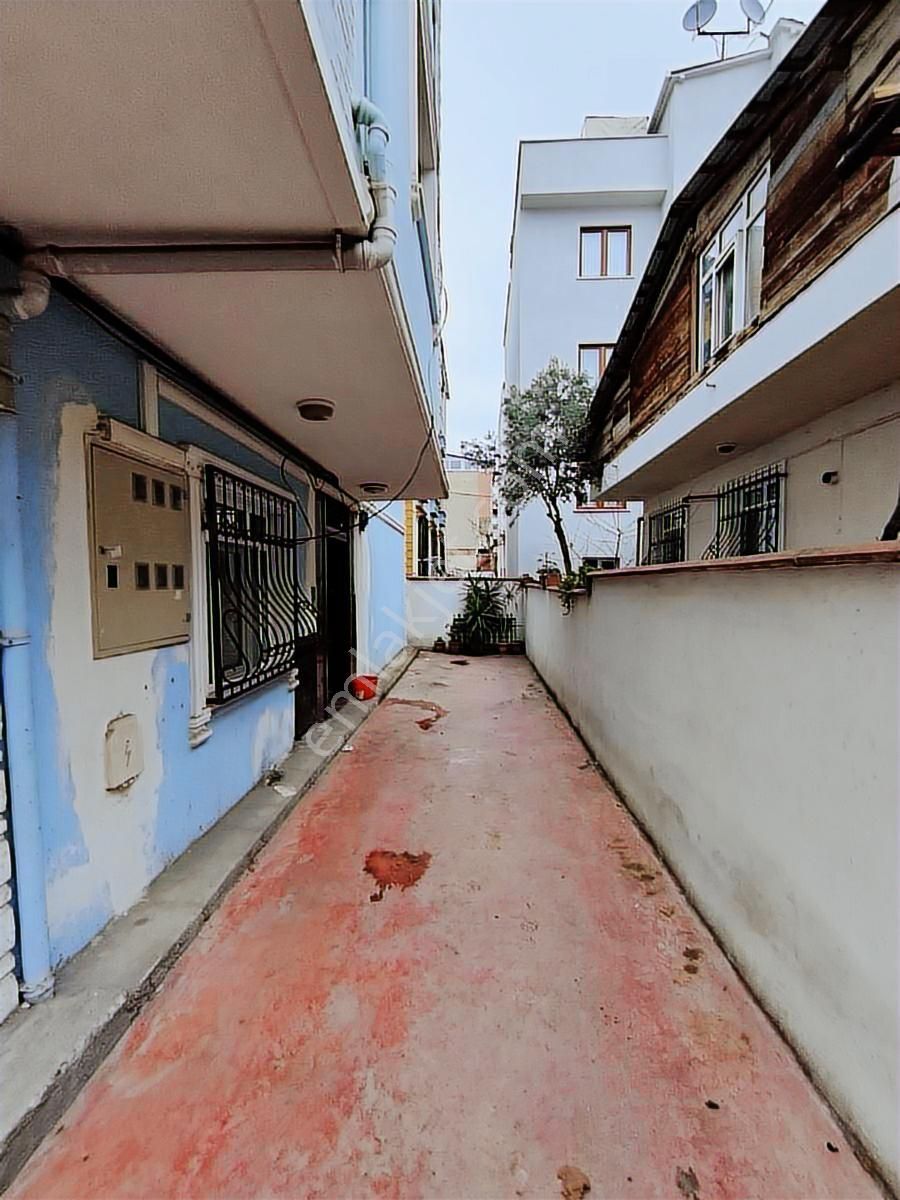 Koru Emlaktan Kiralık Emiroğlu Ana Caddeye Yakın 1+1 Daire - Görsel 2