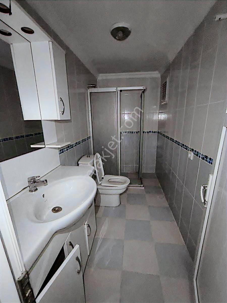 Koru Emlaktan Kiralık Emiroğlu Ana Caddeye Yakın 1+1 Daire - Görsel 31