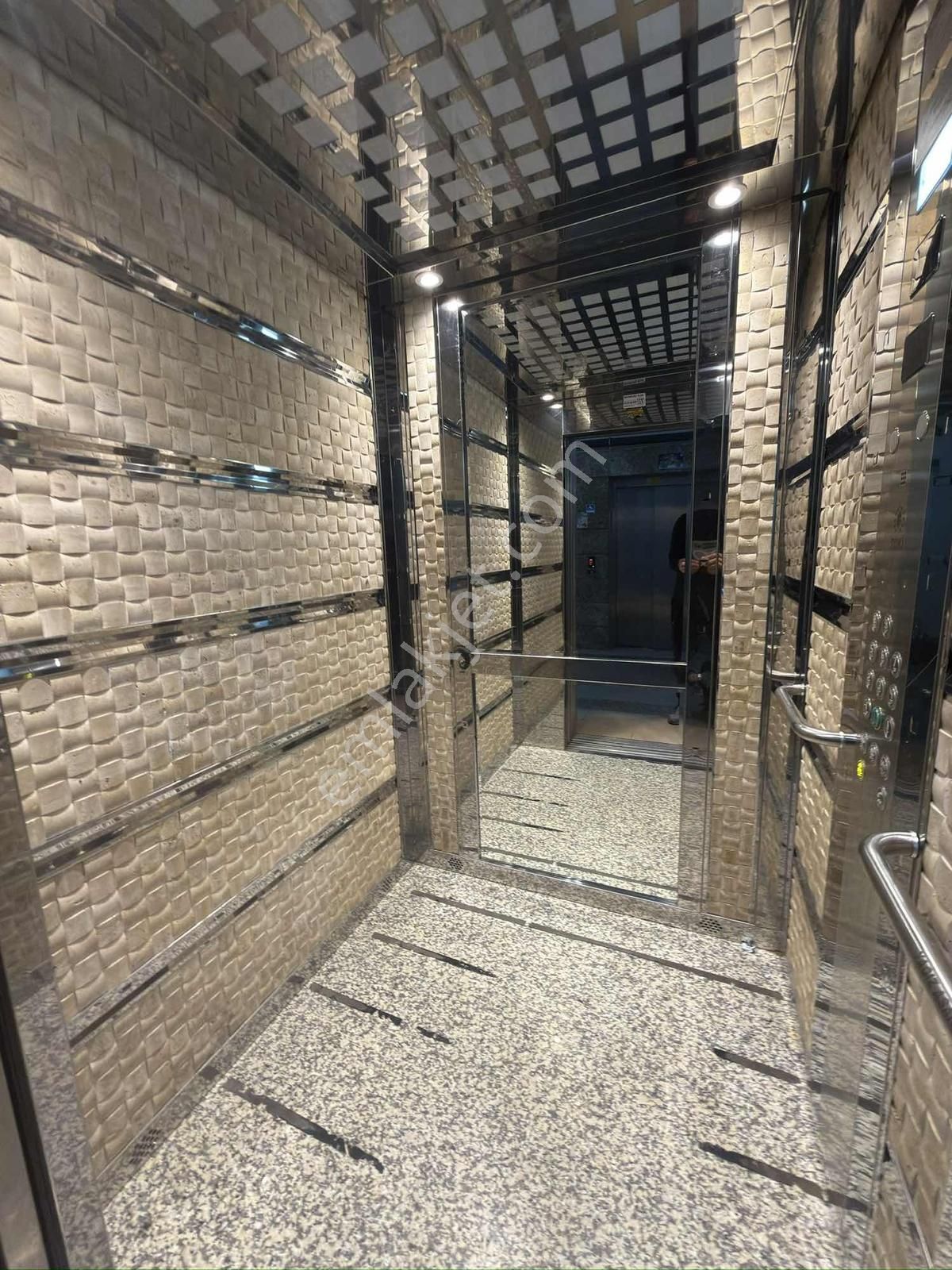 Trabzon Yomra Tokide Fırsat Daire - Görsel 14