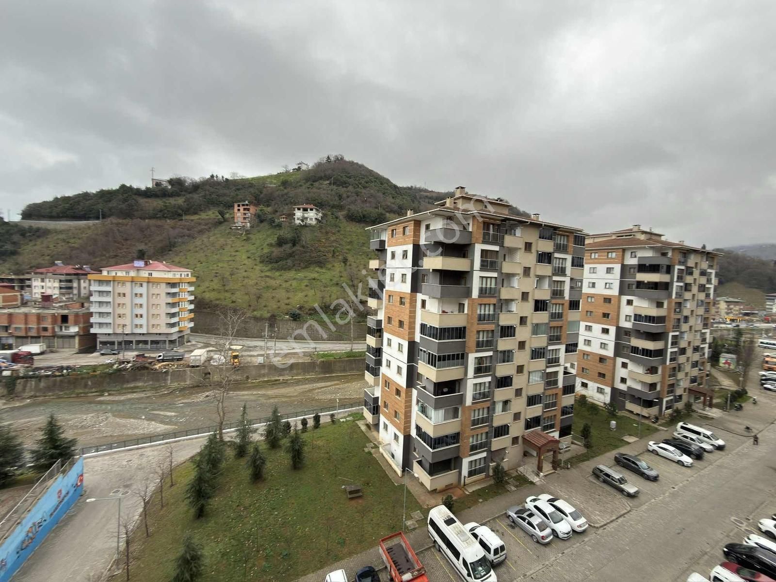 Trabzon Yomra Tokide Fırsat Daire - Görsel 27