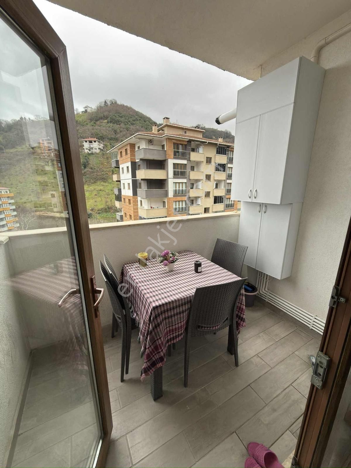 Trabzon Yomra Tokide Fırsat Daire - Görsel 22