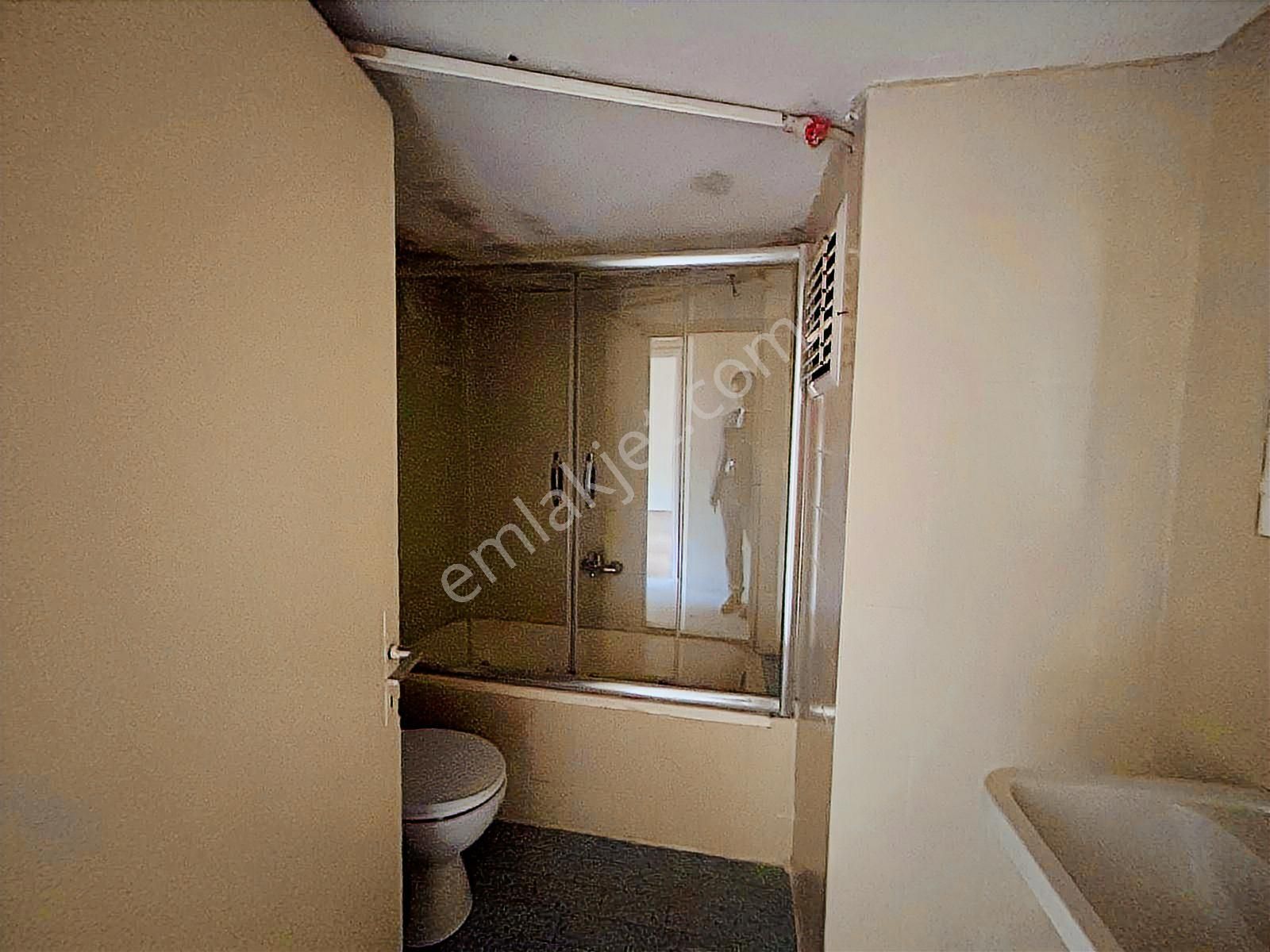 Ulus Mithatpaşa Caddesi Üzerinde Geniş 3+1 Kiralık Daire - Görsel 9