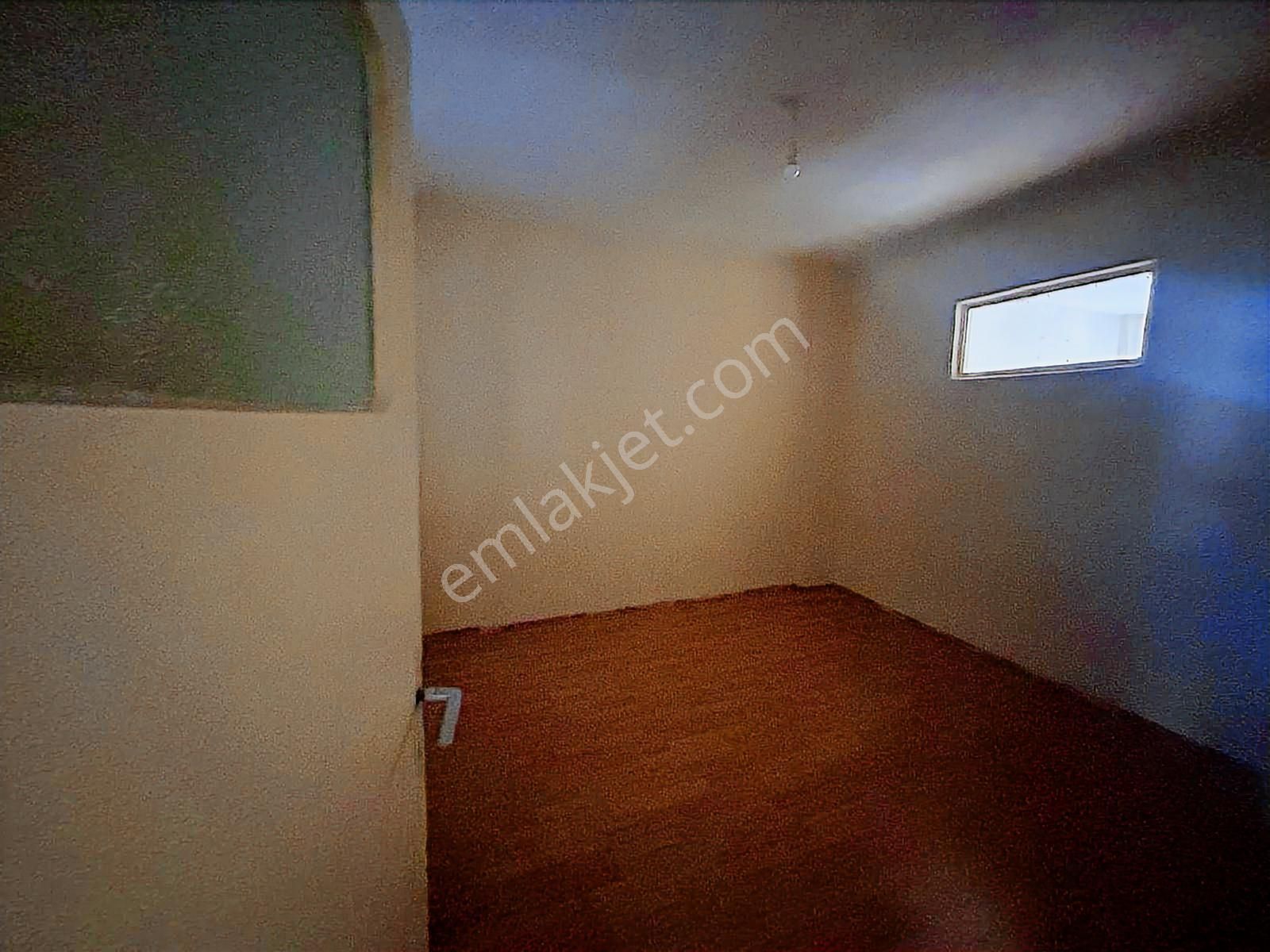 Ulus Mithatpaşa Caddesi Üzerinde Geniş 3+1 Kiralık Daire - Görsel 8