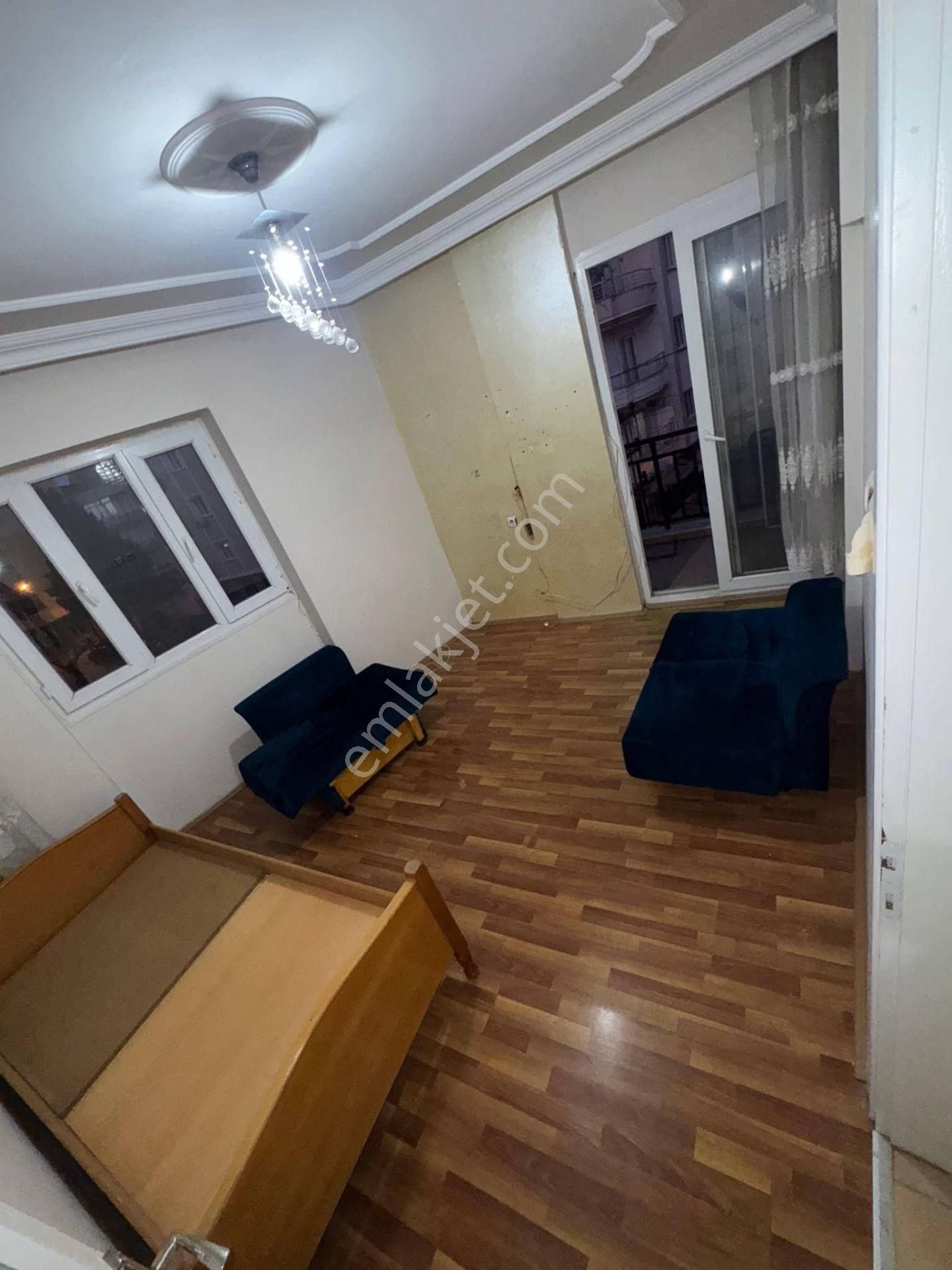 Turgutlu Satılık Yıldırım Mah 1+1 Oda 2. Ara Kat 85m2 Caddede Tek Daire Üzeri - Görsel 2