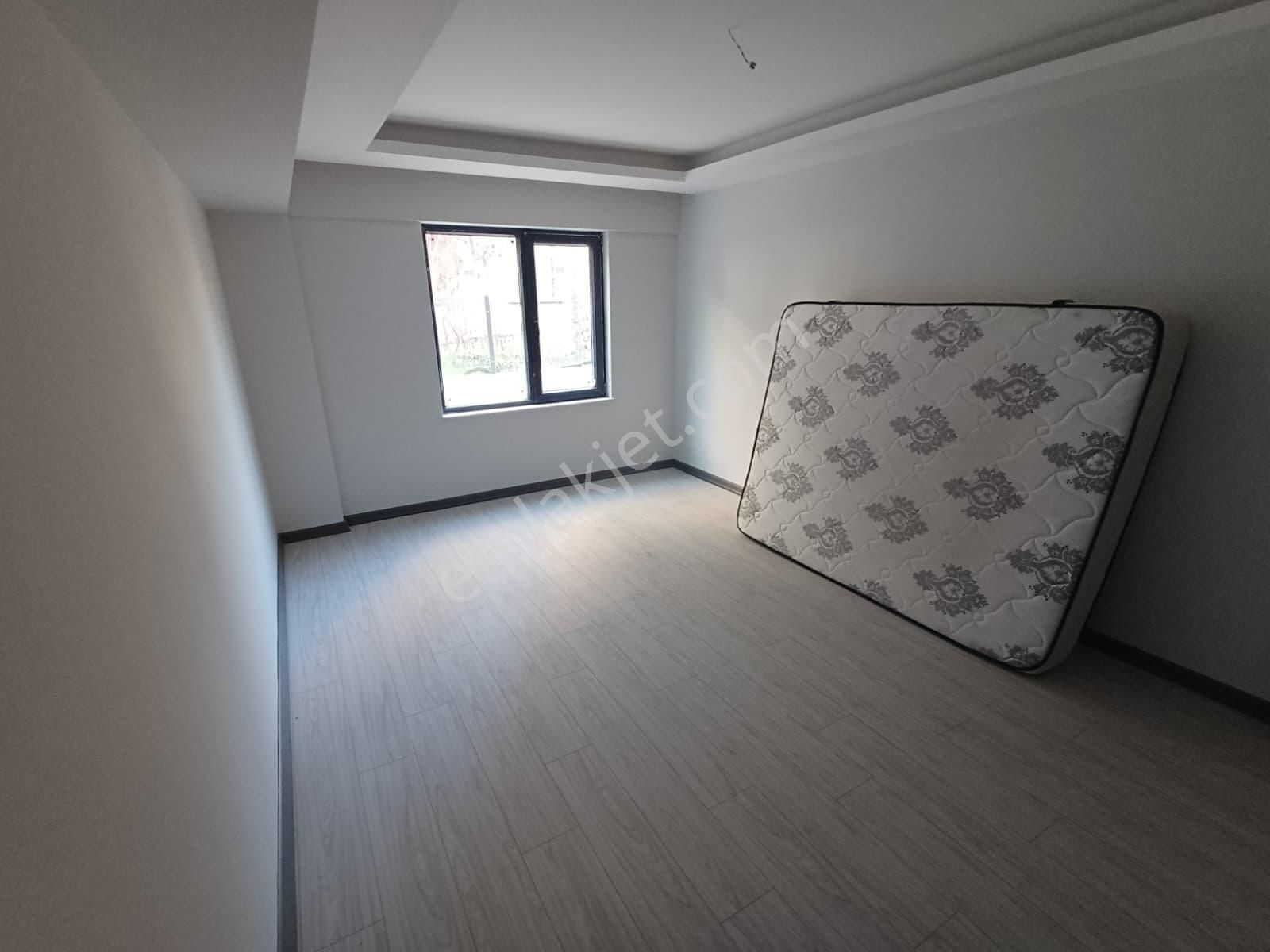 Tevfik Saglam Cadde Yakını Kot 2 Yapılı 3+1 - Görsel 14