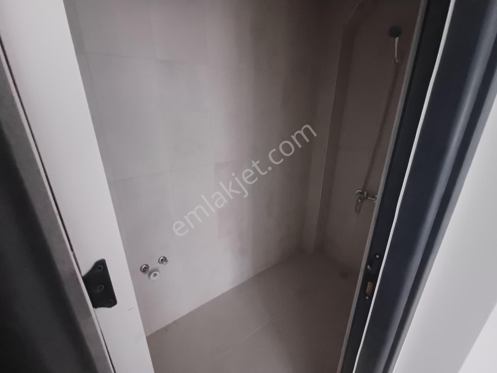 Tevfik Saglam Cadde Yakını Kot 2 Yapılı 3+1 - Görsel 5