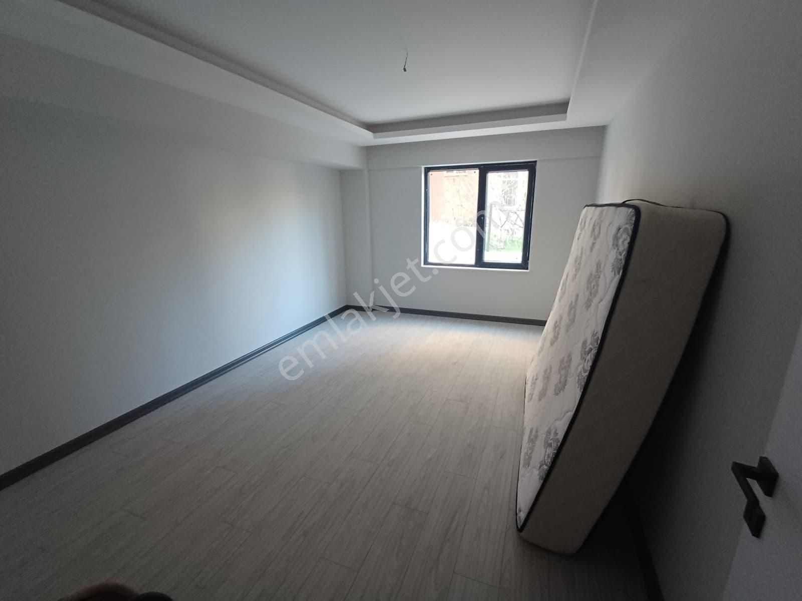 Tevfik Saglam Cadde Yakını Kot 2 Yapılı 3+1 - Görsel 29