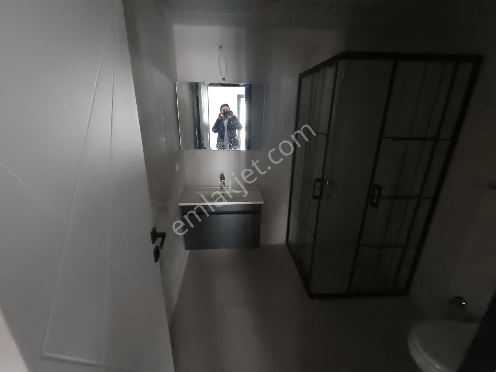 Tevfik Saglam Cadde Yakını Kot 2 Yapılı 3+1 - Görsel 15