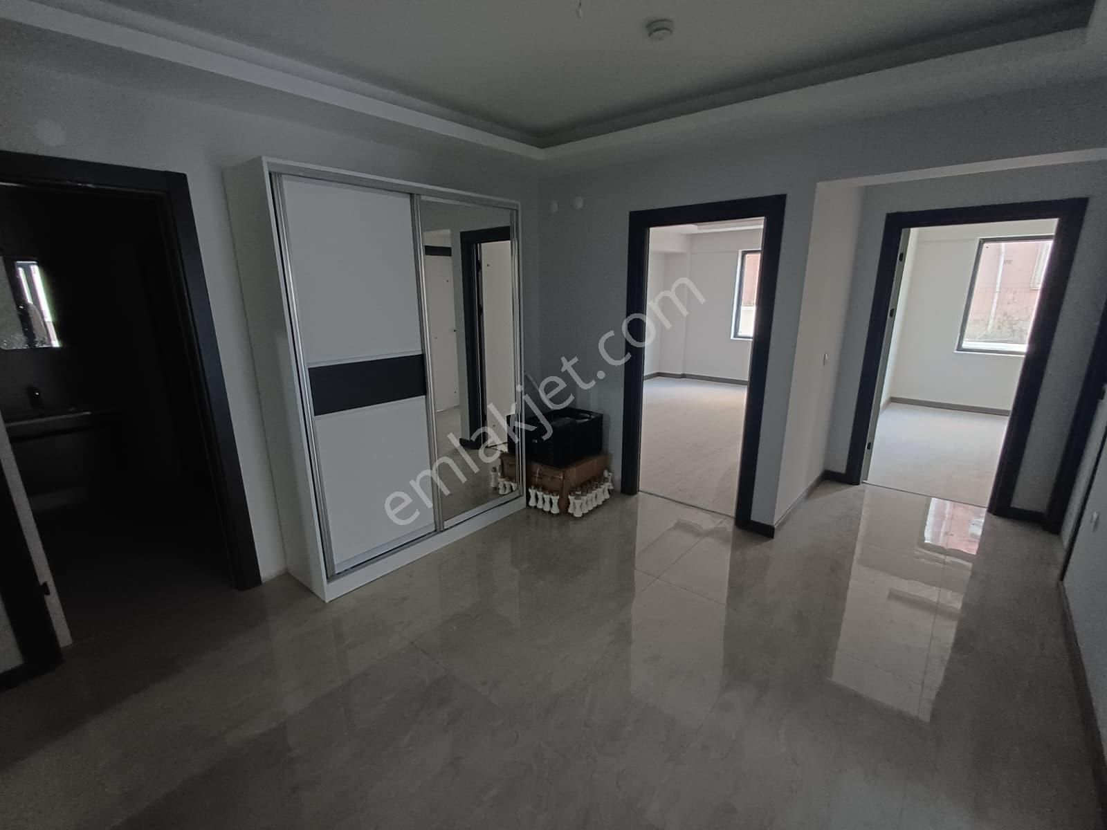 Tevfik Saglam Cadde Yakını Kot 2 Yapılı 3+1 - Görsel 7