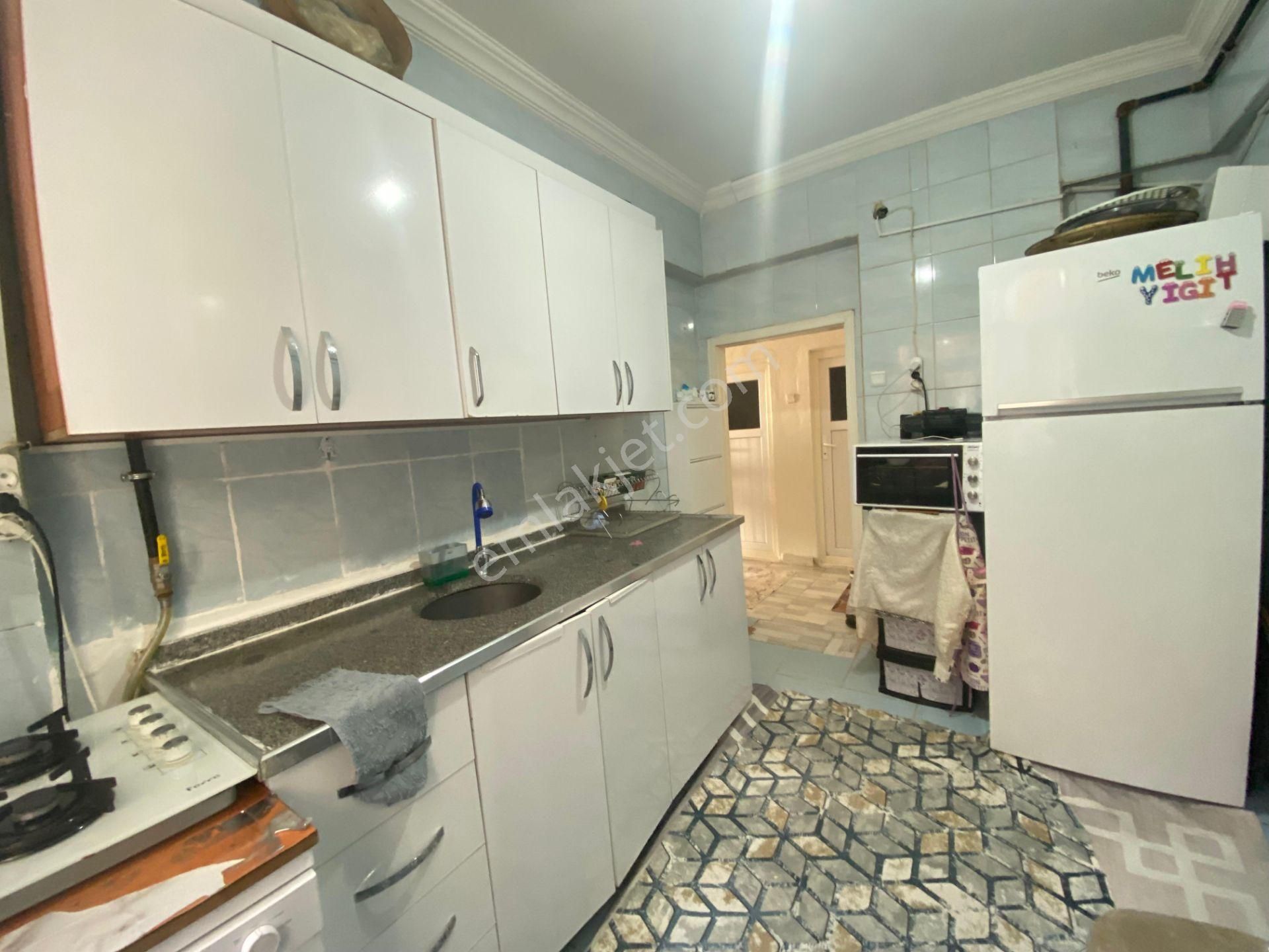 Makro Life Gayrimenkul'den Koşuyolu Parkı Karşısı Cadde Üzeri 2+1 Bakımlı Daire - Görsel 6