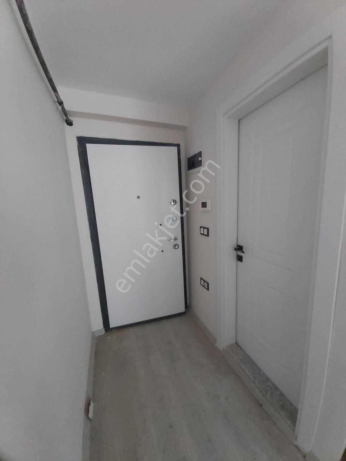 Seyrek M.kemal'de Üni.ye 600m_sıfır Oturma Raporlu 4.kat_2+1 - Görsel 2