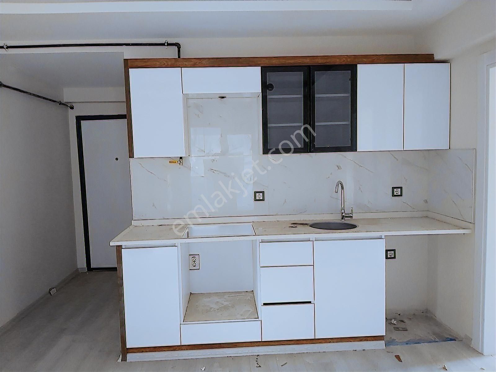 Seyrek M.kemal'de Üni.ye 600m_sıfır Oturma Raporlu 4.kat_2+1 - Görsel 6