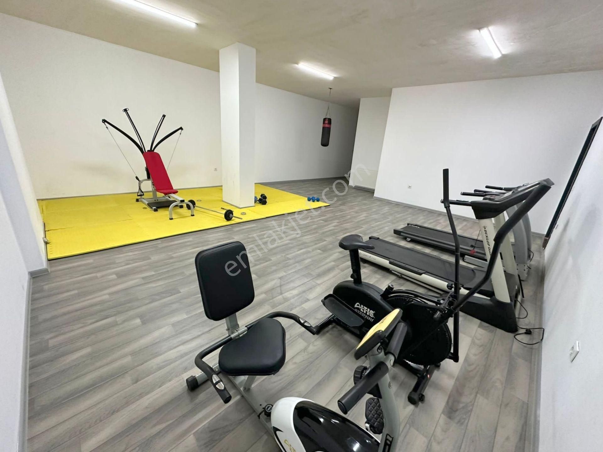 Mertcan'dan Havuzlu Güvenlikli Sitede Kaçmaz Fiyata Fırsat 2+1 - Görsel 2