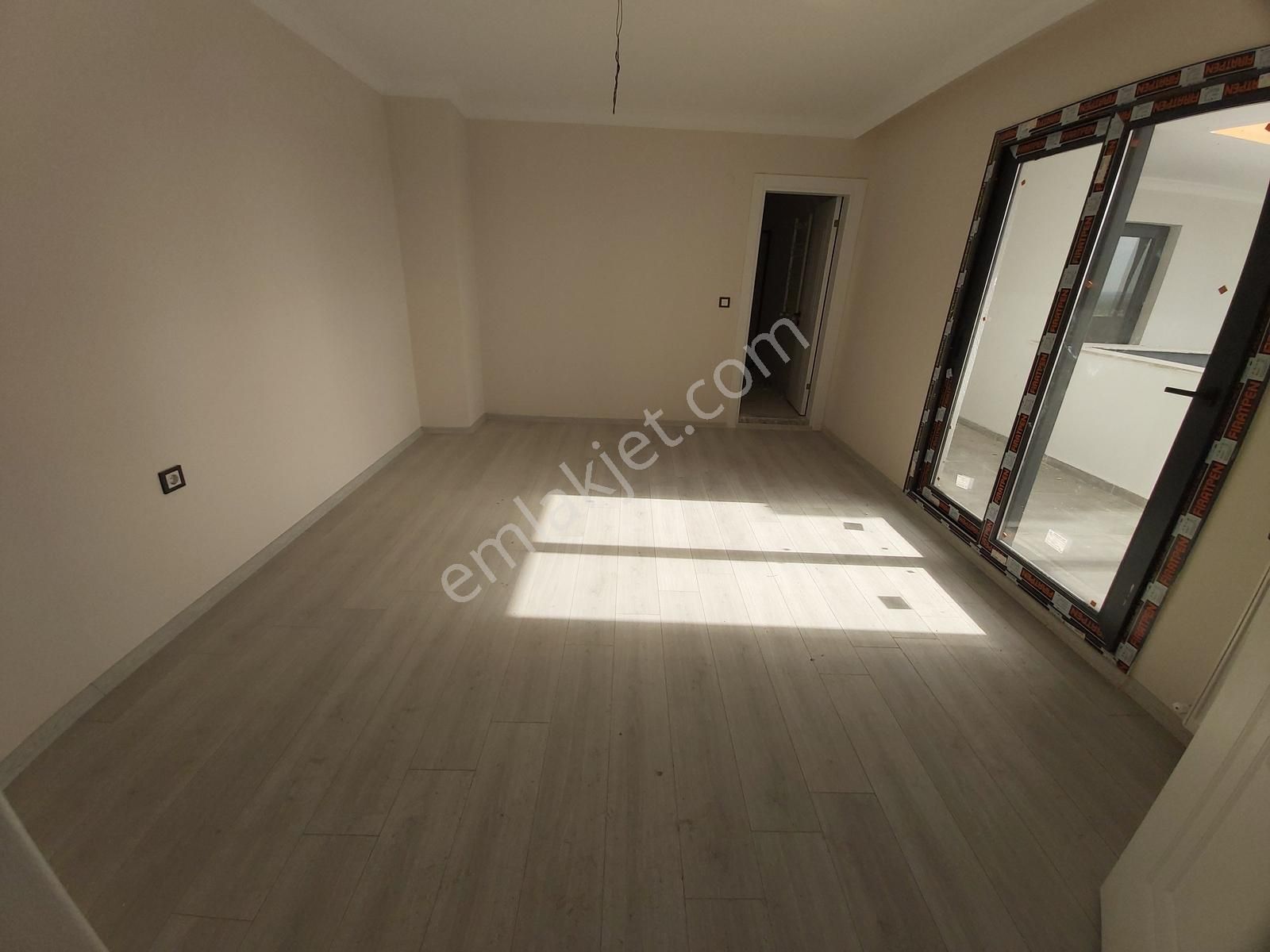 Seyrek'te M.kemal'de Prestijli Konumda Lüks 3+1_teraslı Dubleks - Görsel 22